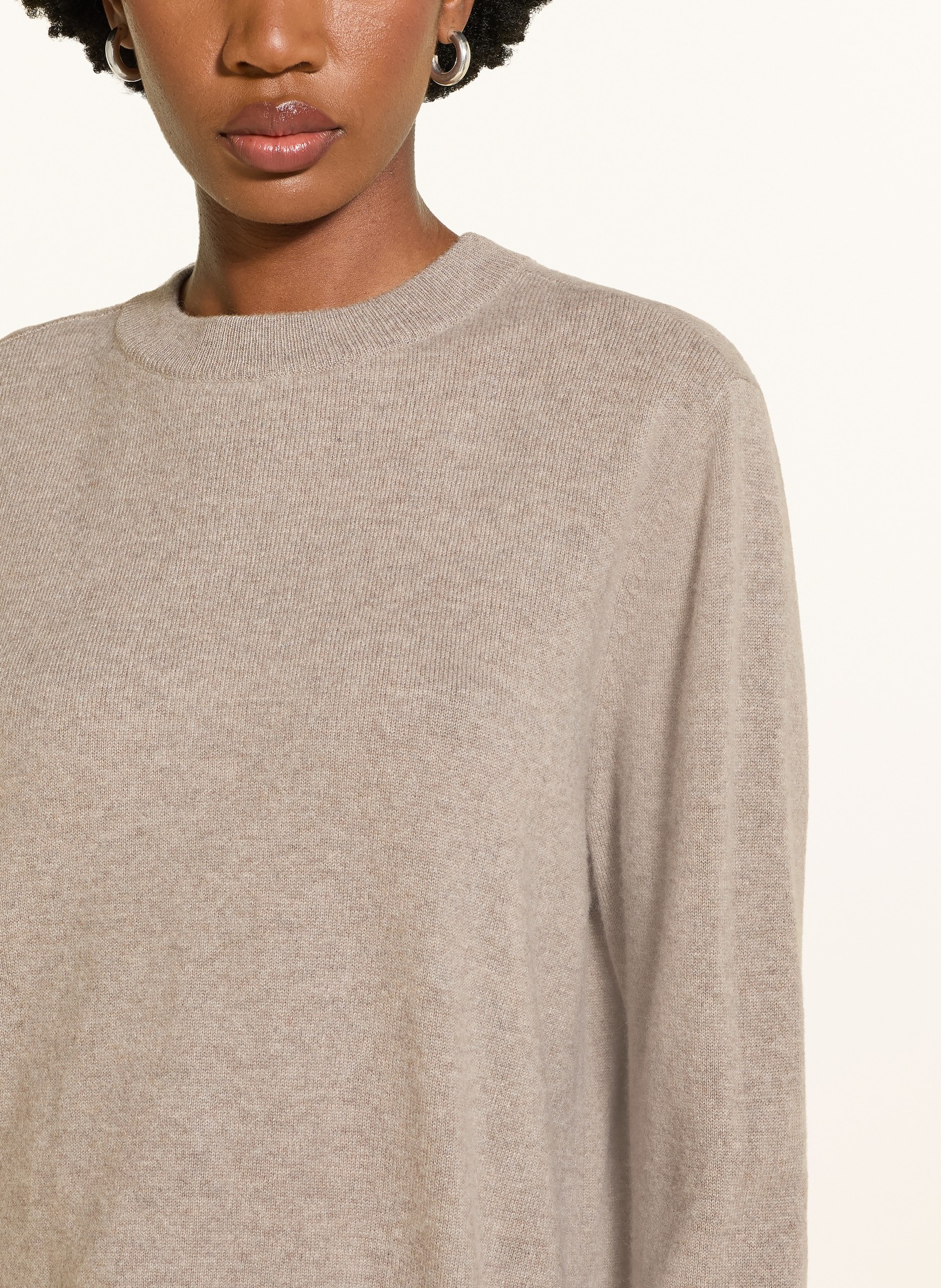 SOFT GOAT Set: Cashmere-Pullover und Cashmere-Hose: GRAU