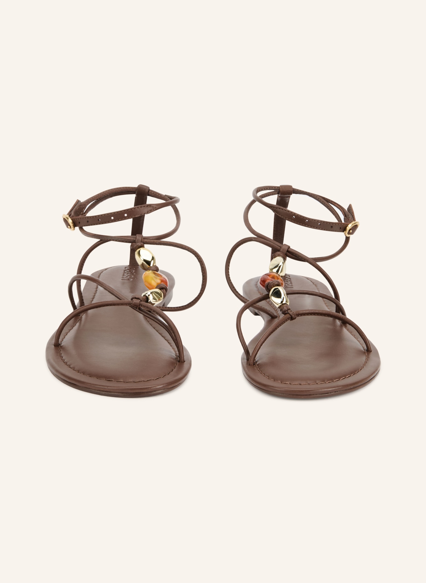 ba&sh Sandalen CAYA mit Schmuckperlen: DUNKELBRAUN / GOLD