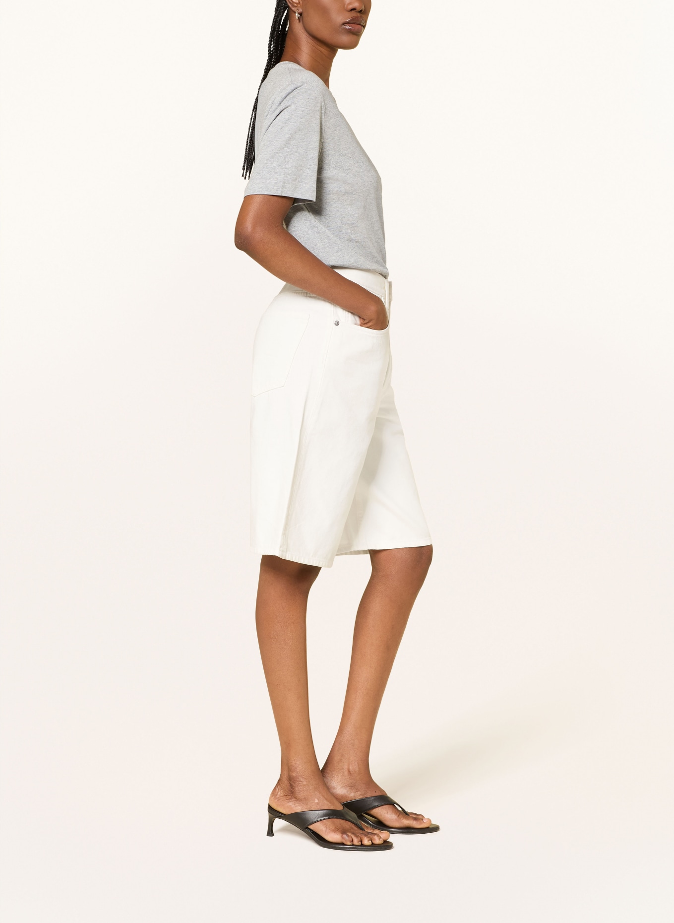 ARKET Jeans-Bermudas: 007 Optic White