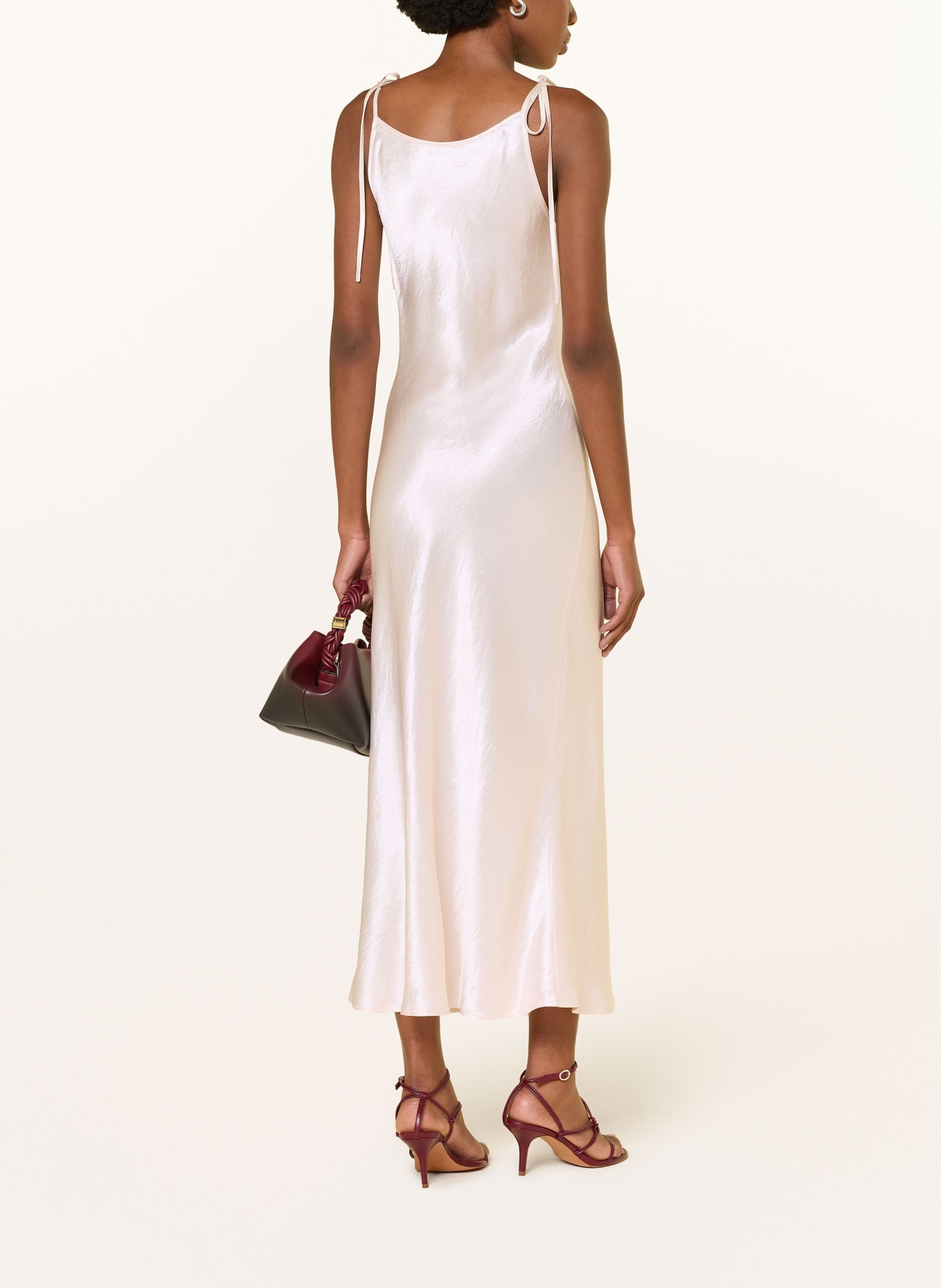 ARKET Robe en satin ATLAS: ARGENT