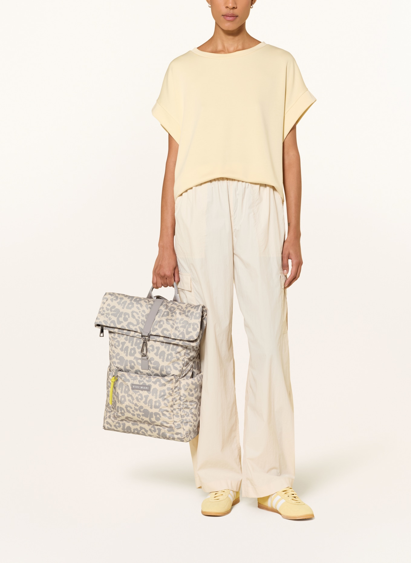 VIVI MARI Backpack: BEIGE / SILVER / GRAY