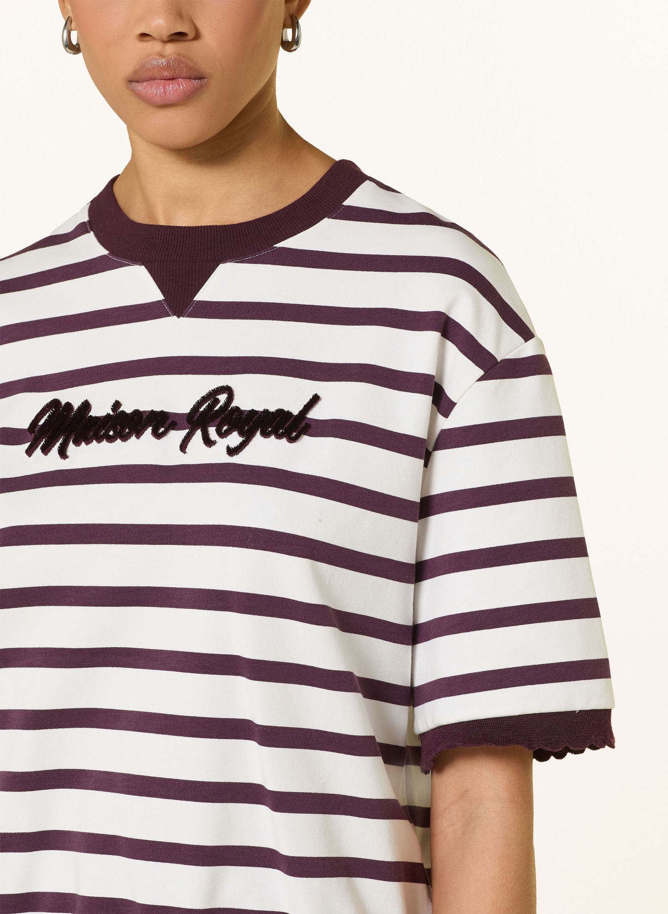 Rich & Royal Sweatshirt with ruffles: DARK PURPLE / WHITE