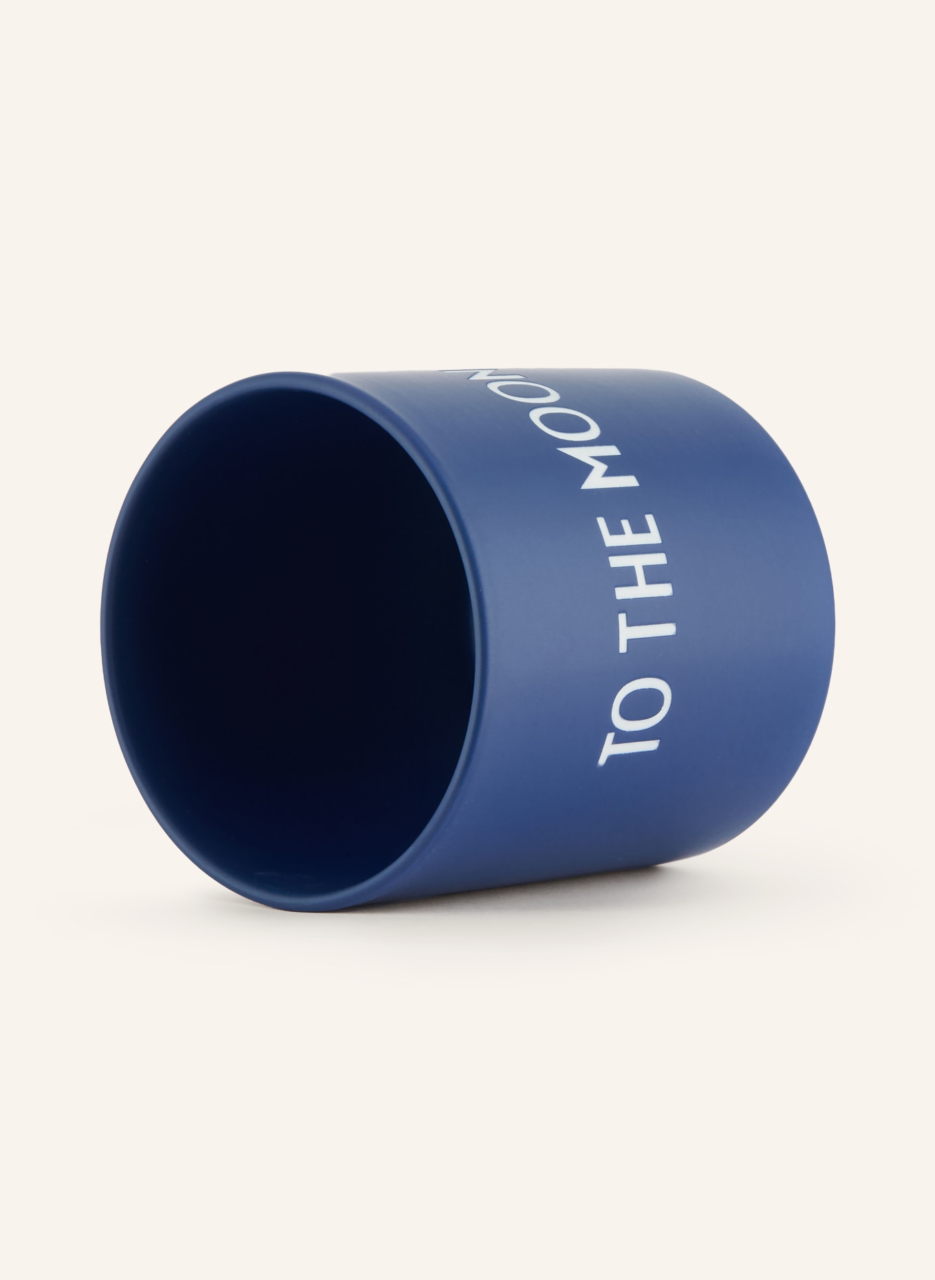 DESIGN LETTERS Becher: DUNKELBLAU / WEISS