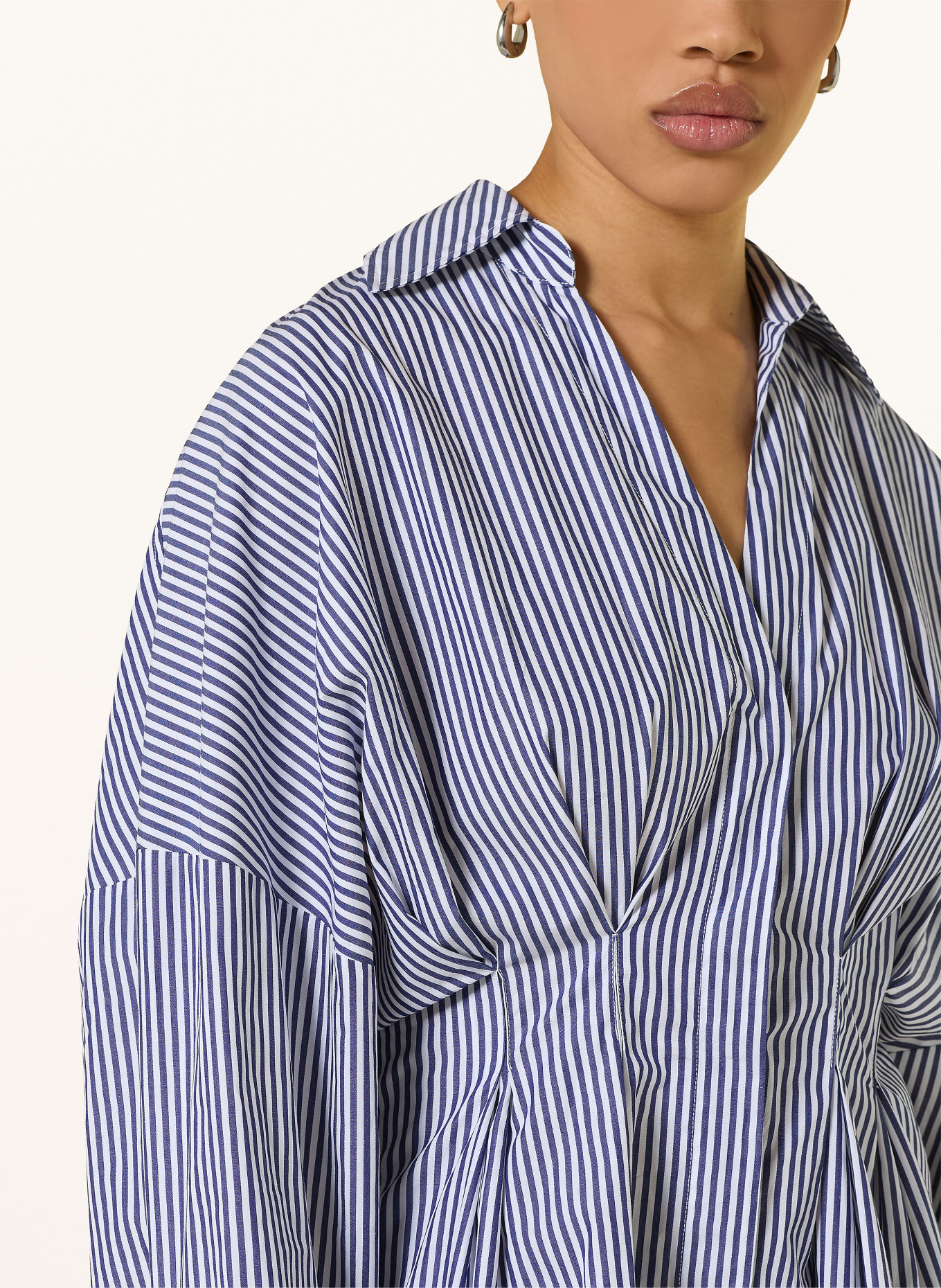 Rich & Royal Blouse: DARK BLUE / WHITE