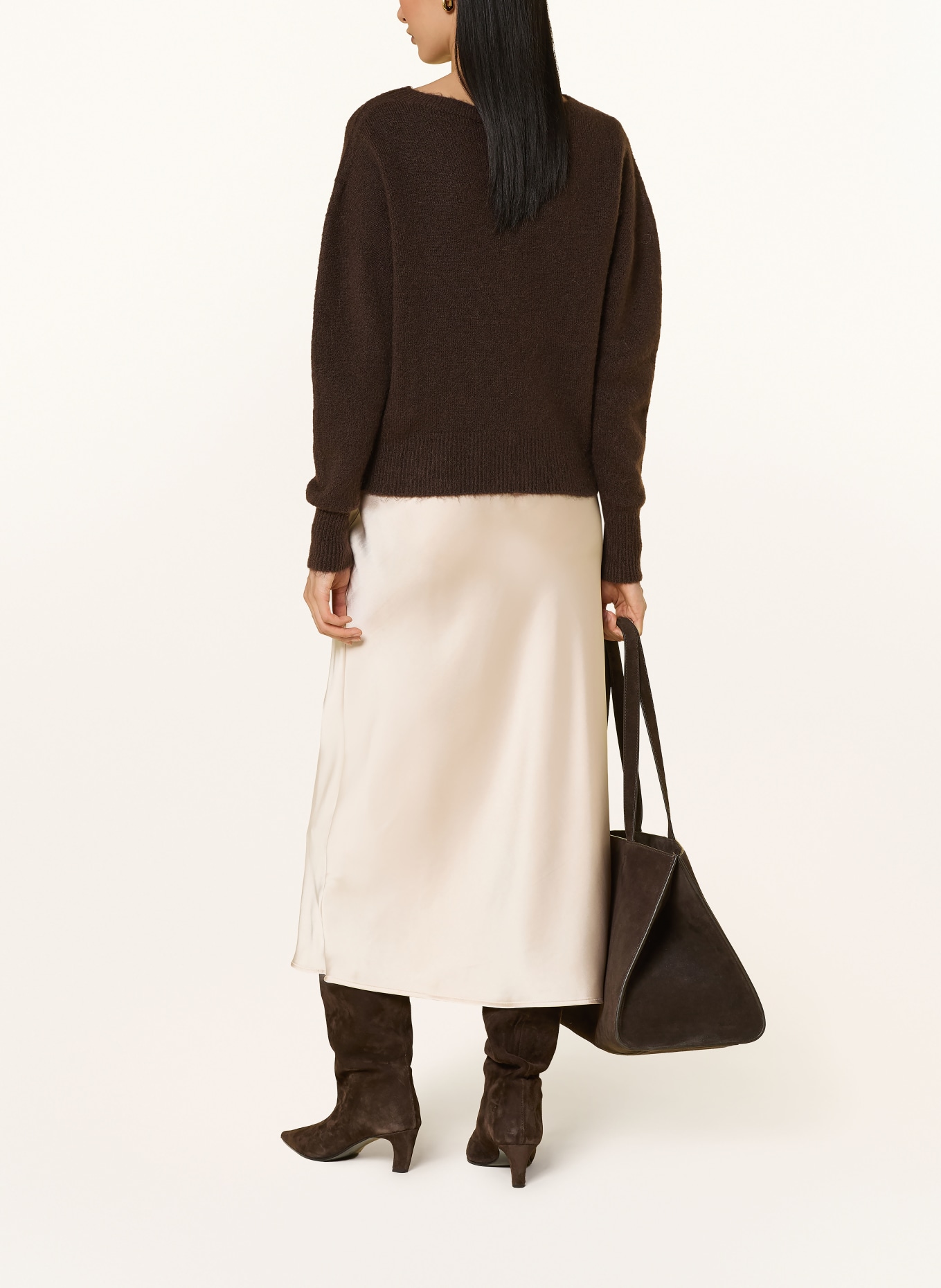 Rich & Royal Sweaters: DARK BROWN