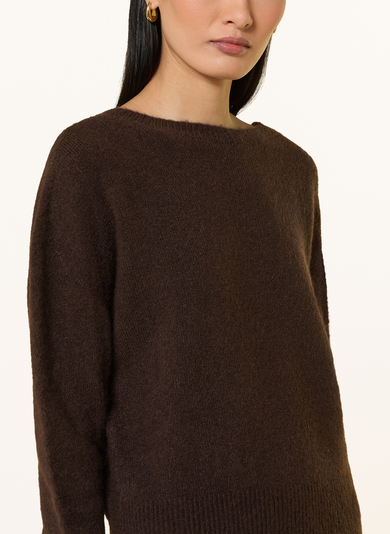 Rich & Royal Sweaters: DARK BROWN