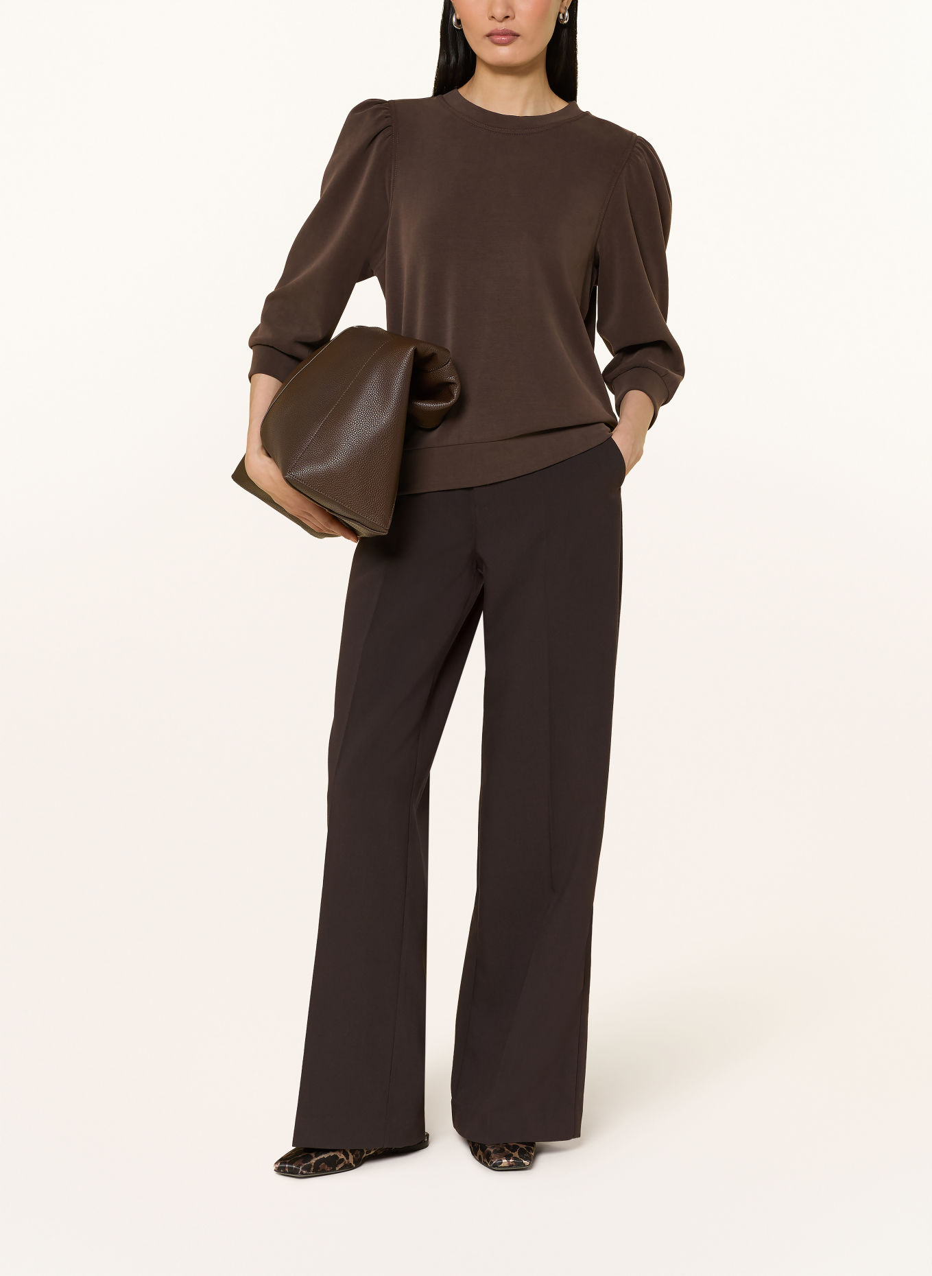 Rich & Royal Sweatshirt with 3/4 sleeves: BROWN