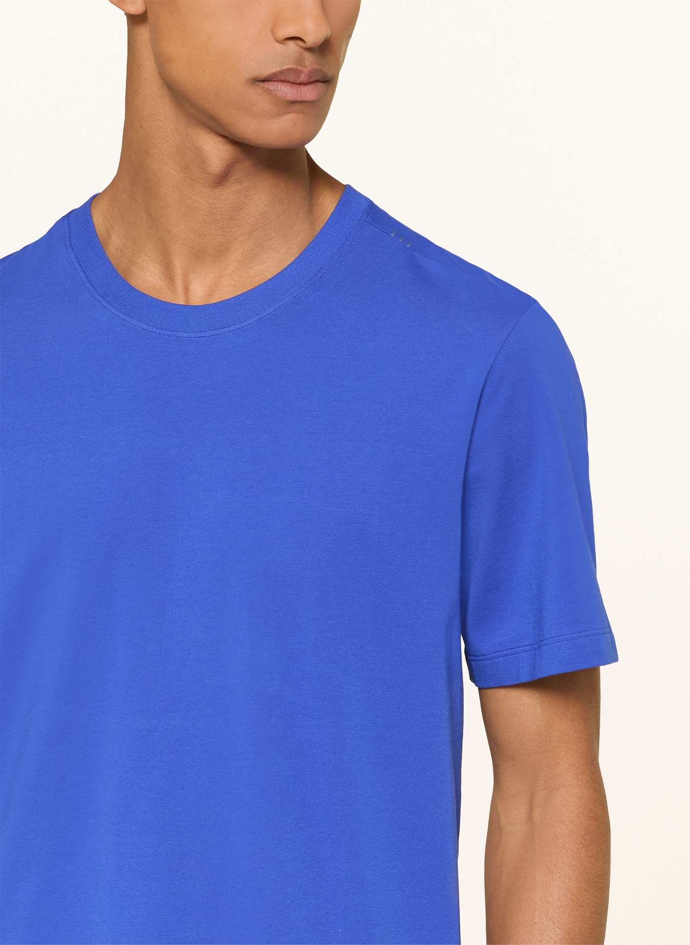 lululemon T-shirt ZEROED: BLUE
