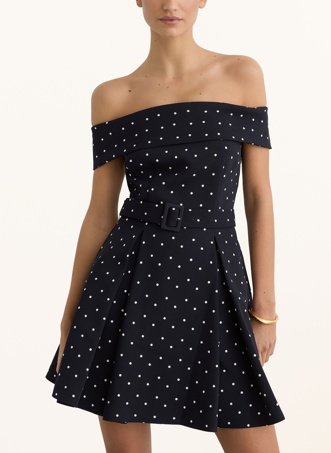 REISS Off-Shoulder-Kleid ARWEN: DUNKELBLAU / WEISS