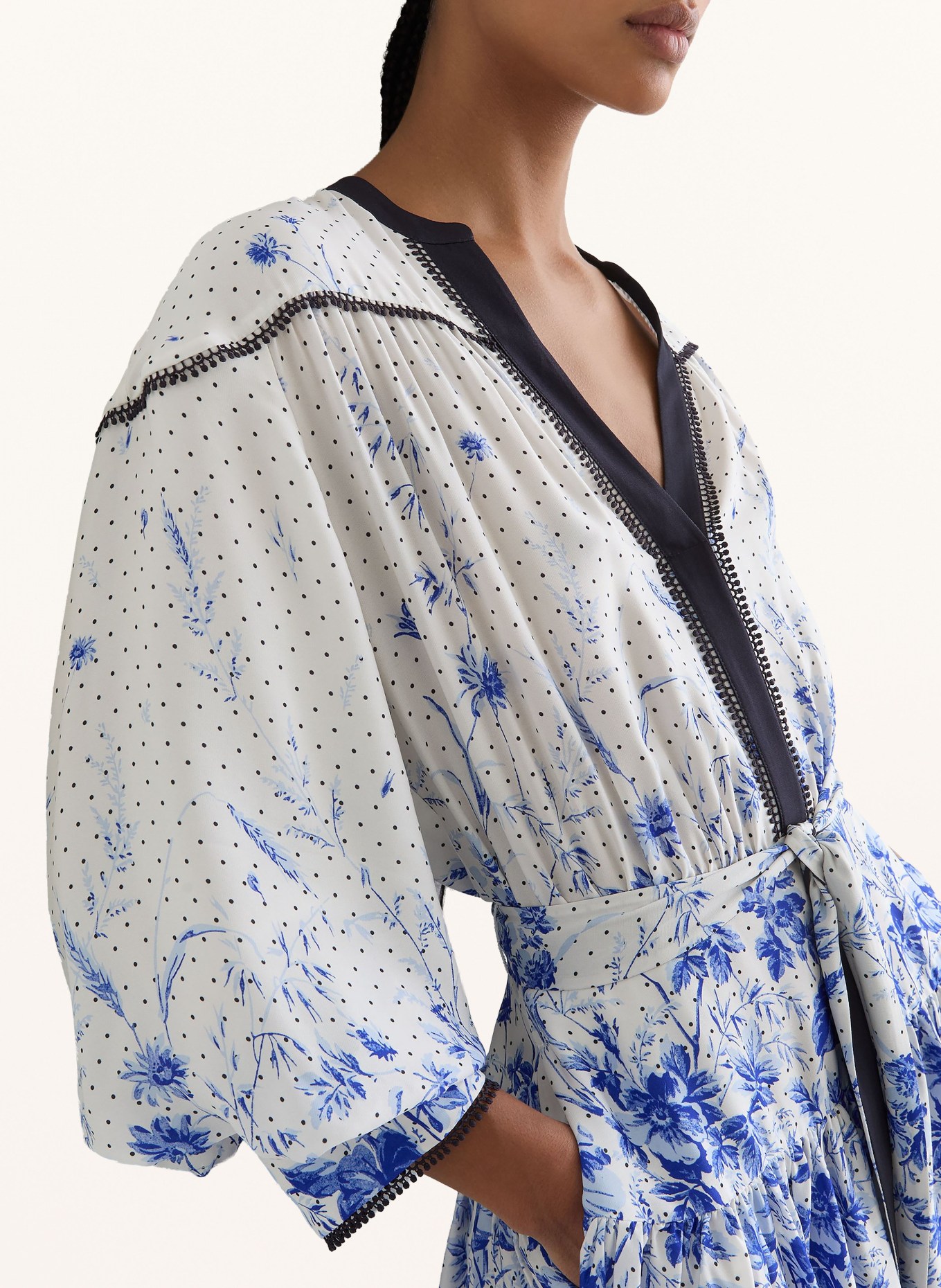 REISS Kleid ANISA mit Spitze und 3/4-Arm: DUNKELBLAU / HELLBLAU / WEISS
