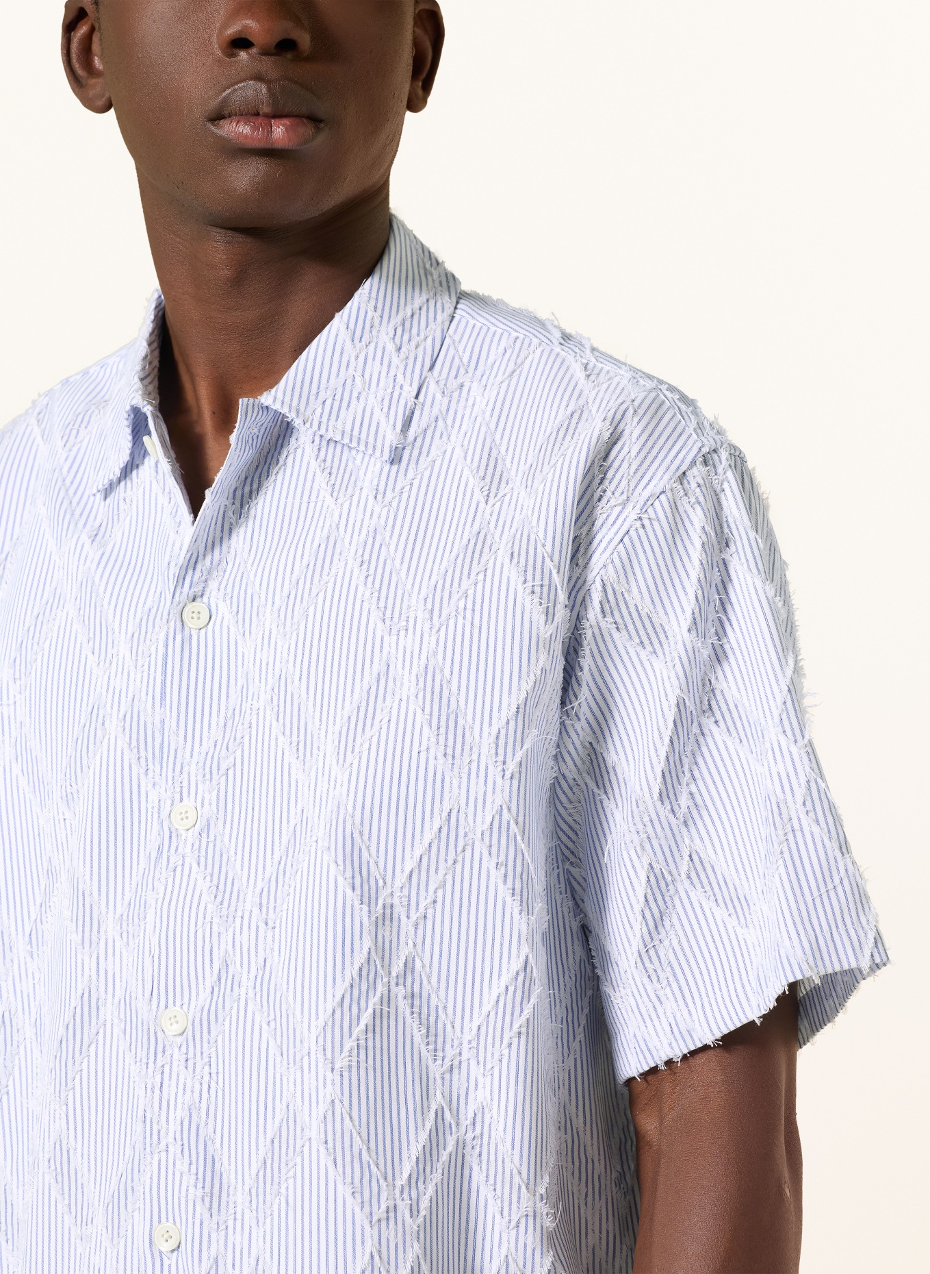 WOODBIRD Kurzarm-Hemd Comfort Fit: BLAU / WEISS