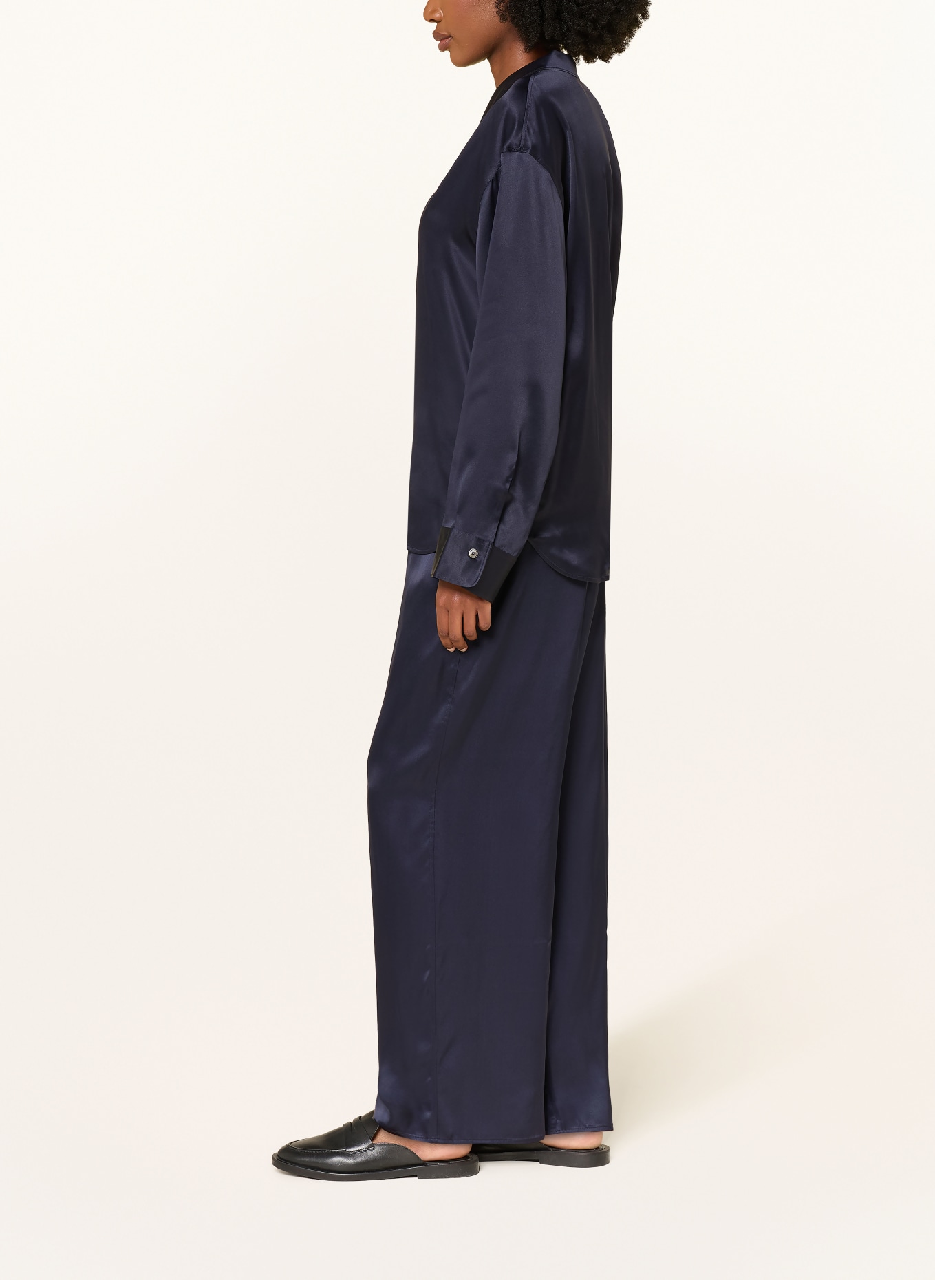 ARKET Satijnen broek van zijde: DONKERBLAUW