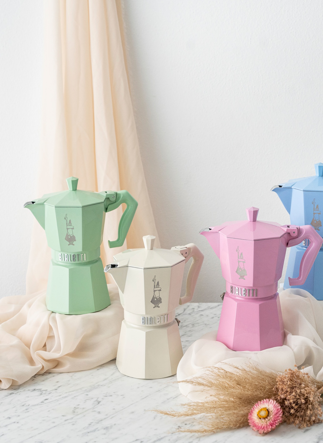 BIALETTI Espresso vařič MOKA EXCLUSIVE: SVĚTLE ZELENÁ