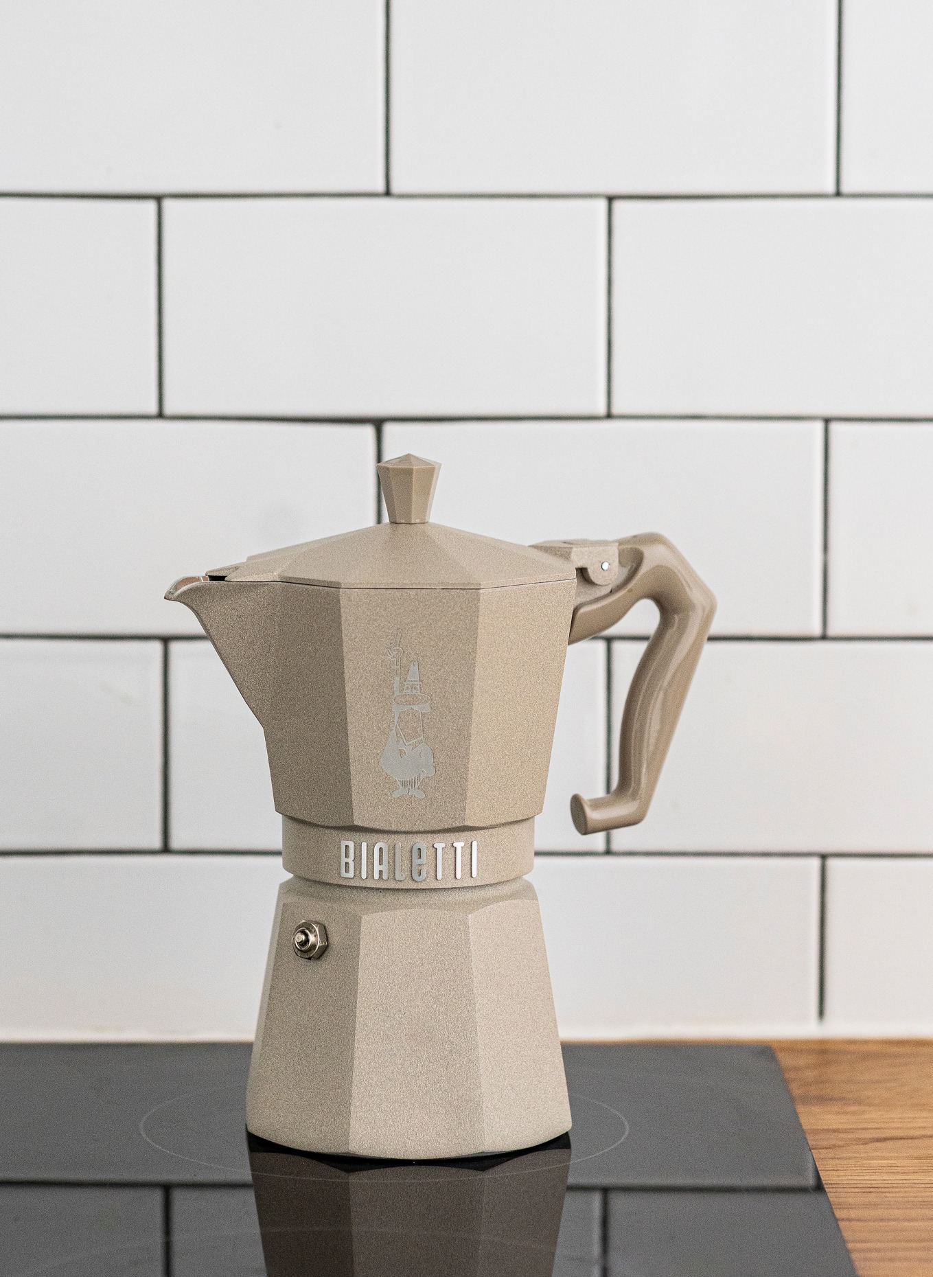 BIALETTI Espresso vařič MOKA EXCLUSIVE: STŘÍBRNÁ
