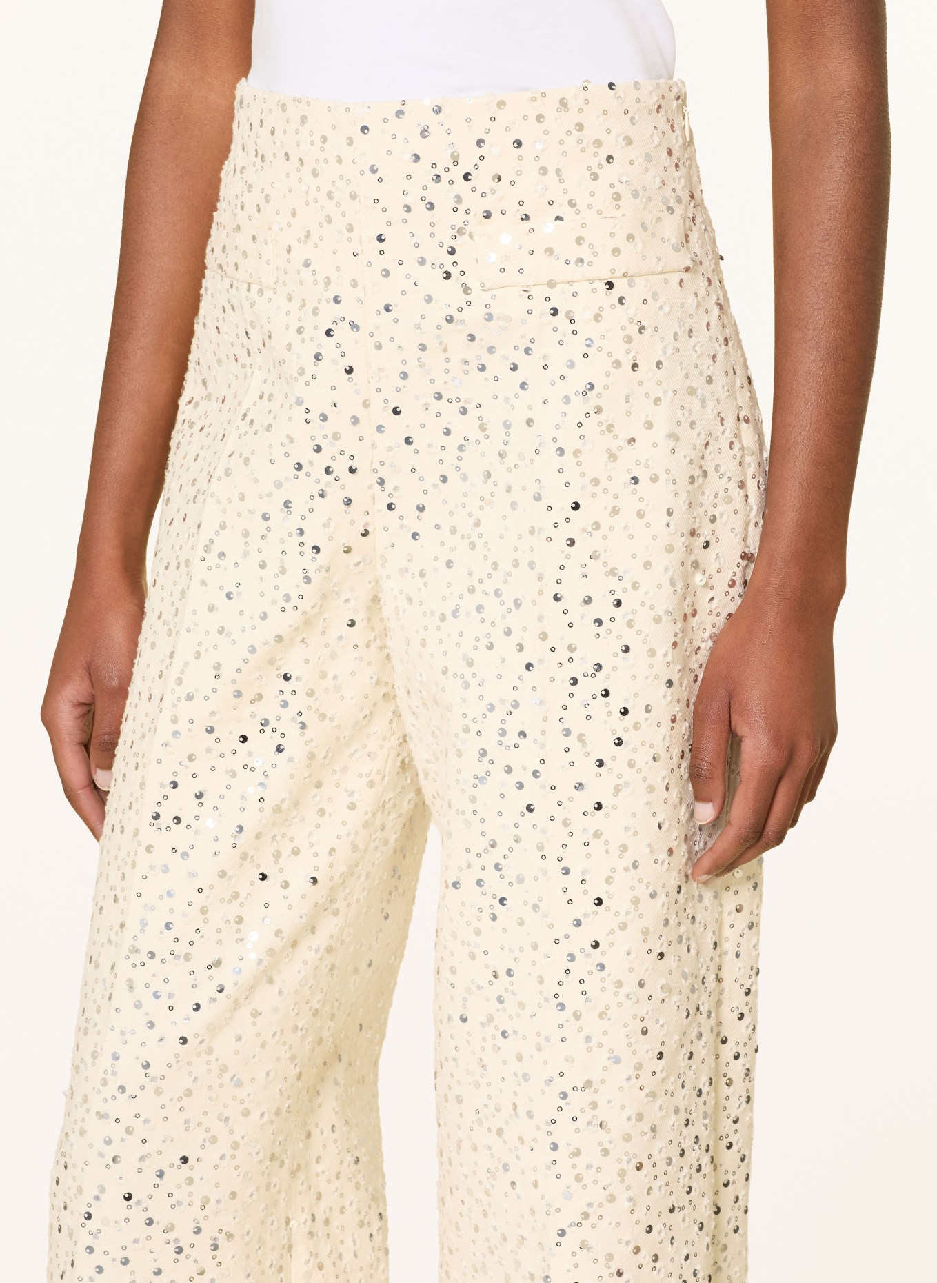 SANDRO Marlenehose mit Pailletten: CREME / SILBER