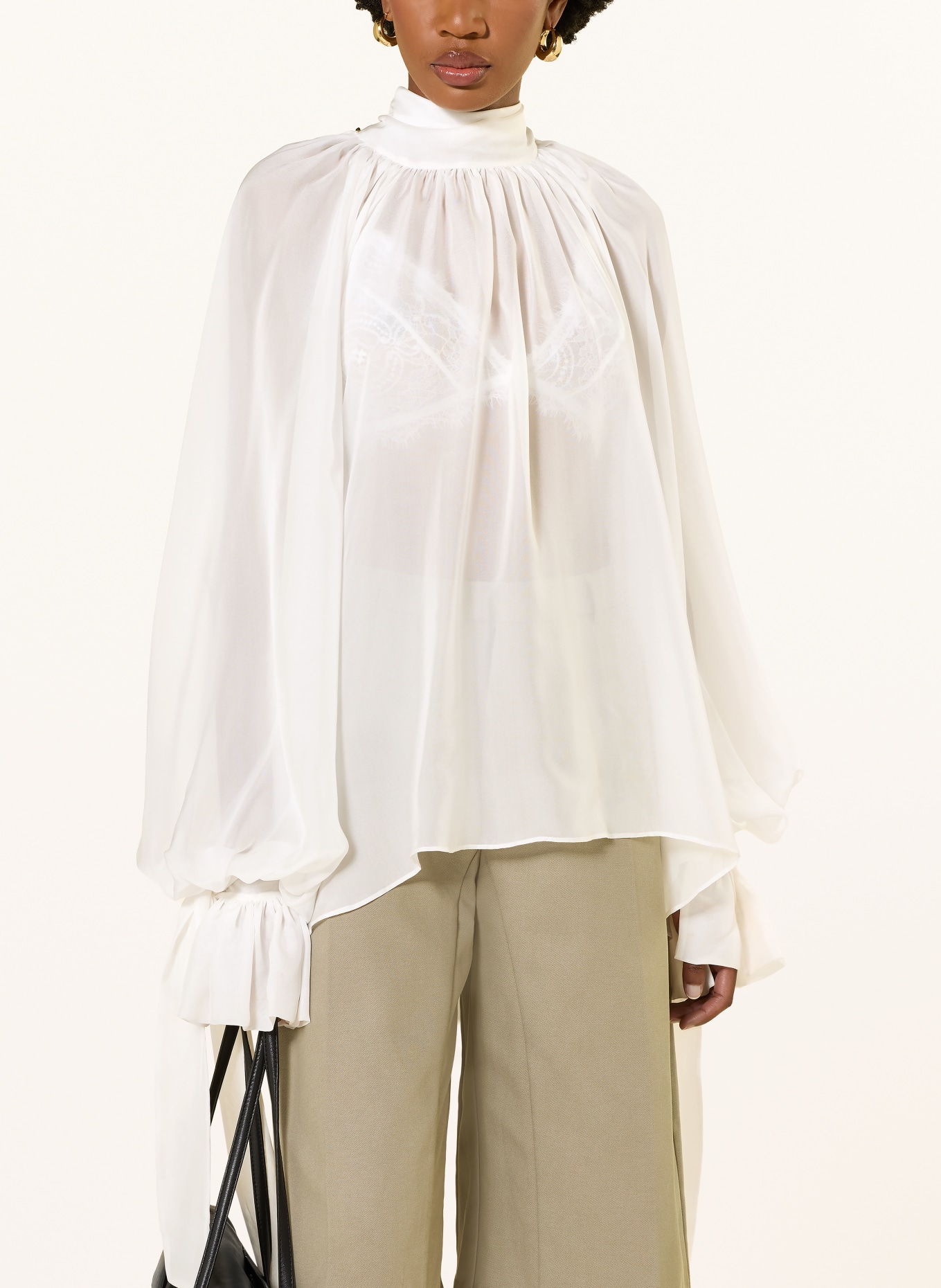 ARAKII Seidenbluse mit Schluppe und Rüschen: WEISS