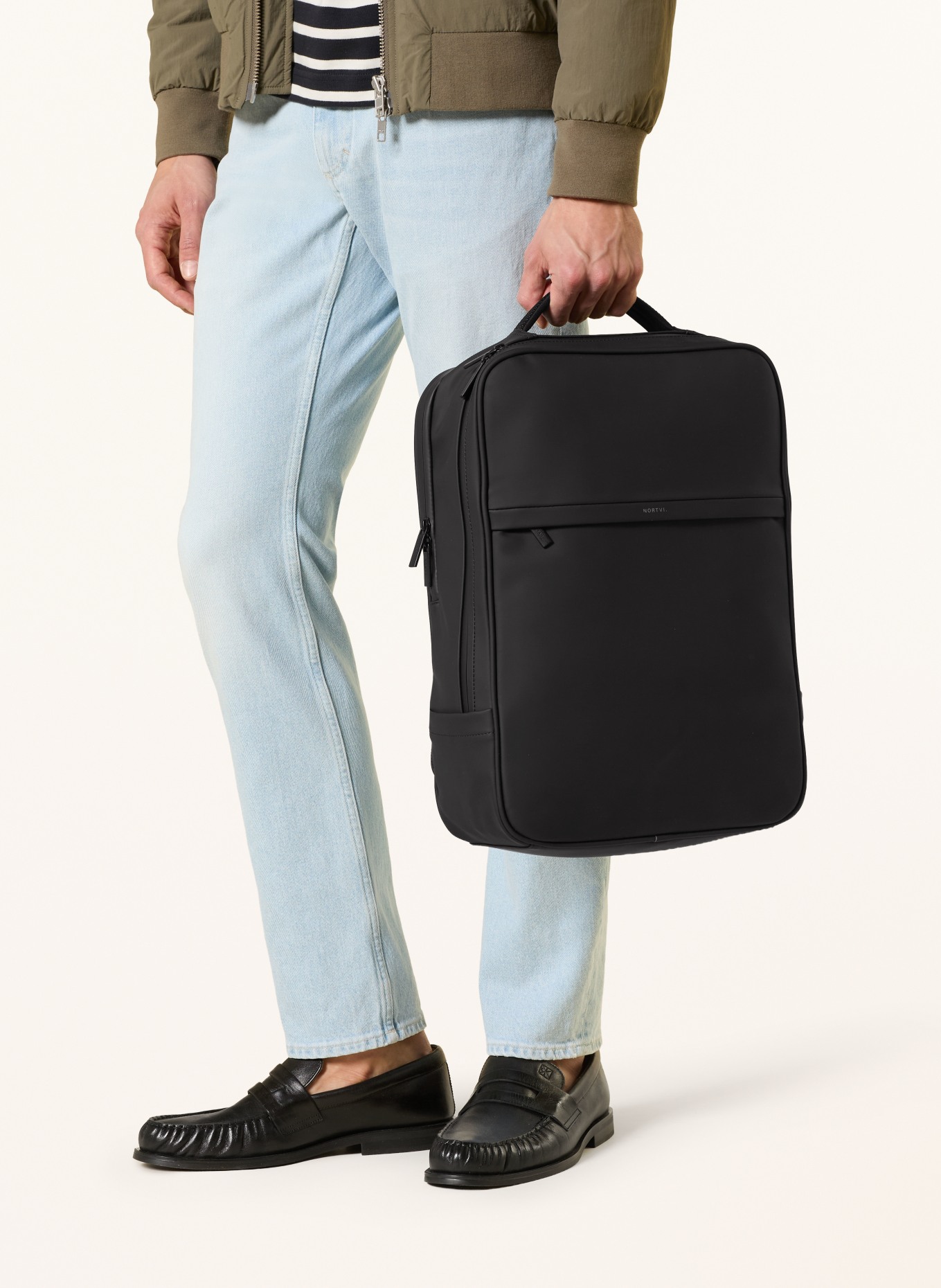 NORTVI ACTIVE Backpack with Laptop Compartment: BLACK