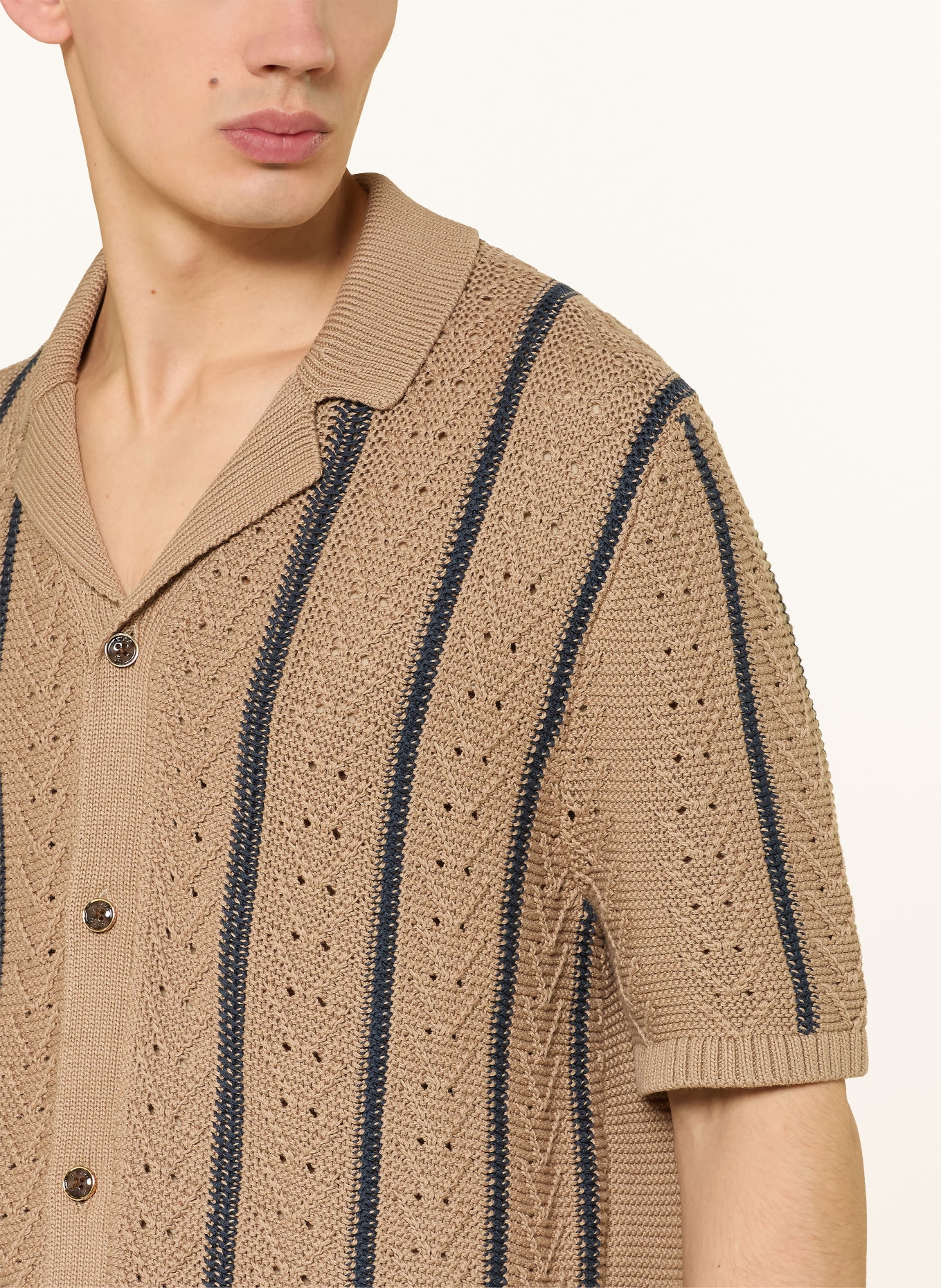 REISS Stickad skjorta ELLINGHAM Slim Fit: BEIGE / MÖRKBLÅ