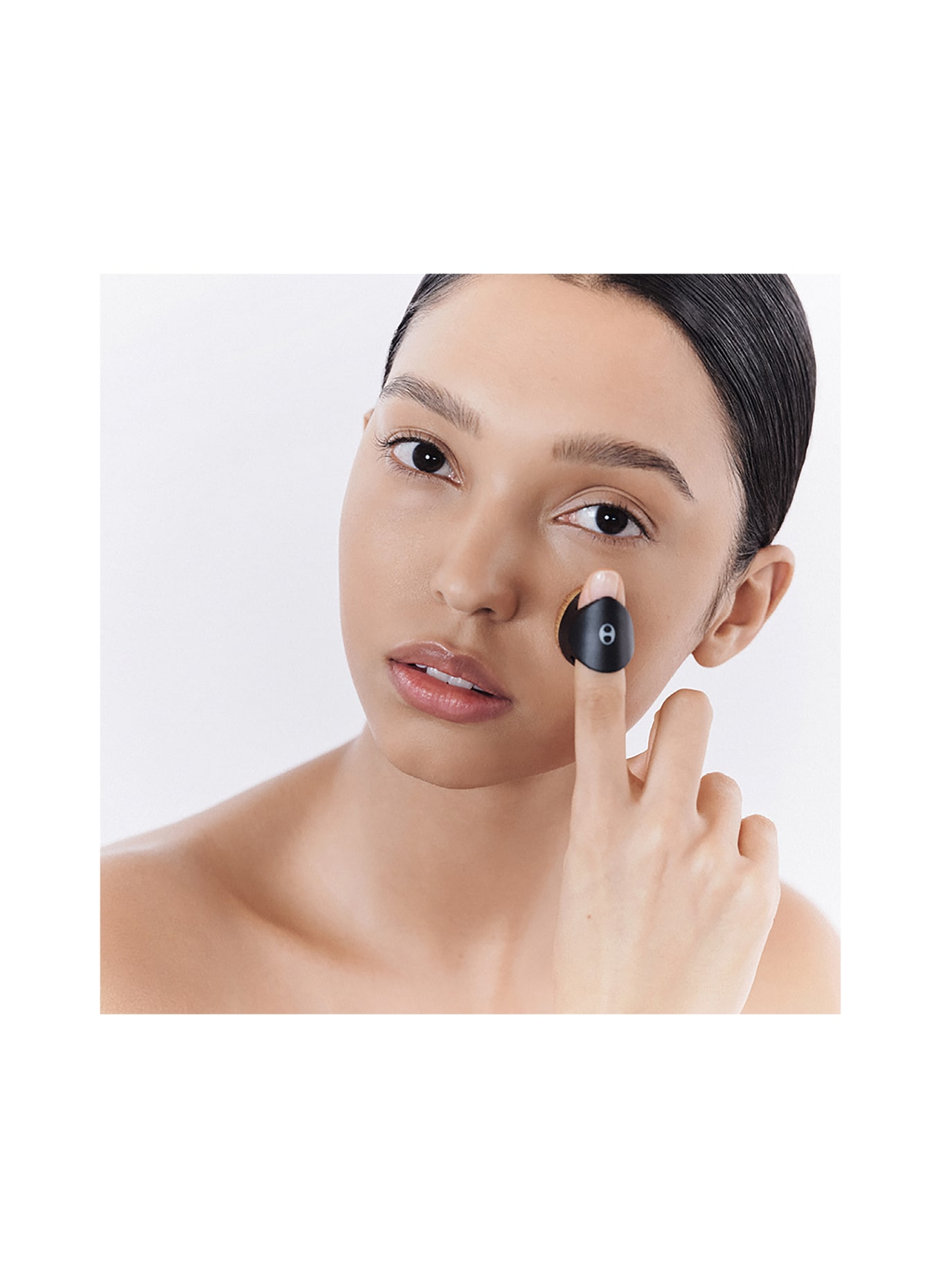 DR. EMI ARPA SKIN QUICK FIX POWDER BRUSH