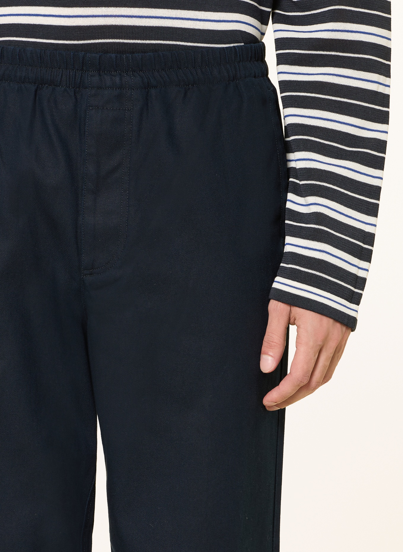 ARKET Regular-Fit Chinos: DARK BLUE