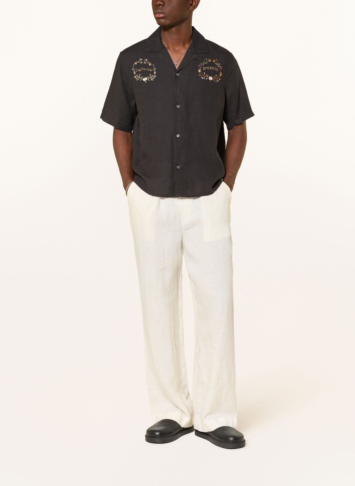 ALLSAINTS Chemise de villégiature KLAVICLE Comfort Fit en lin: NOIR / JAUNE / VERT