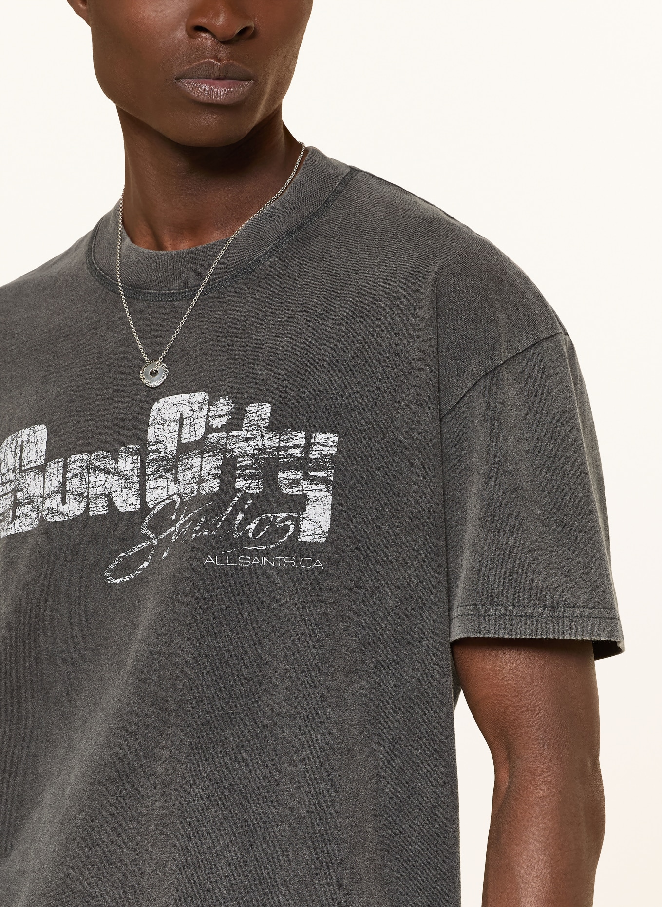 ALLSAINTS T-Shirt SUN CITY: DUNKELGRAU / WEISS