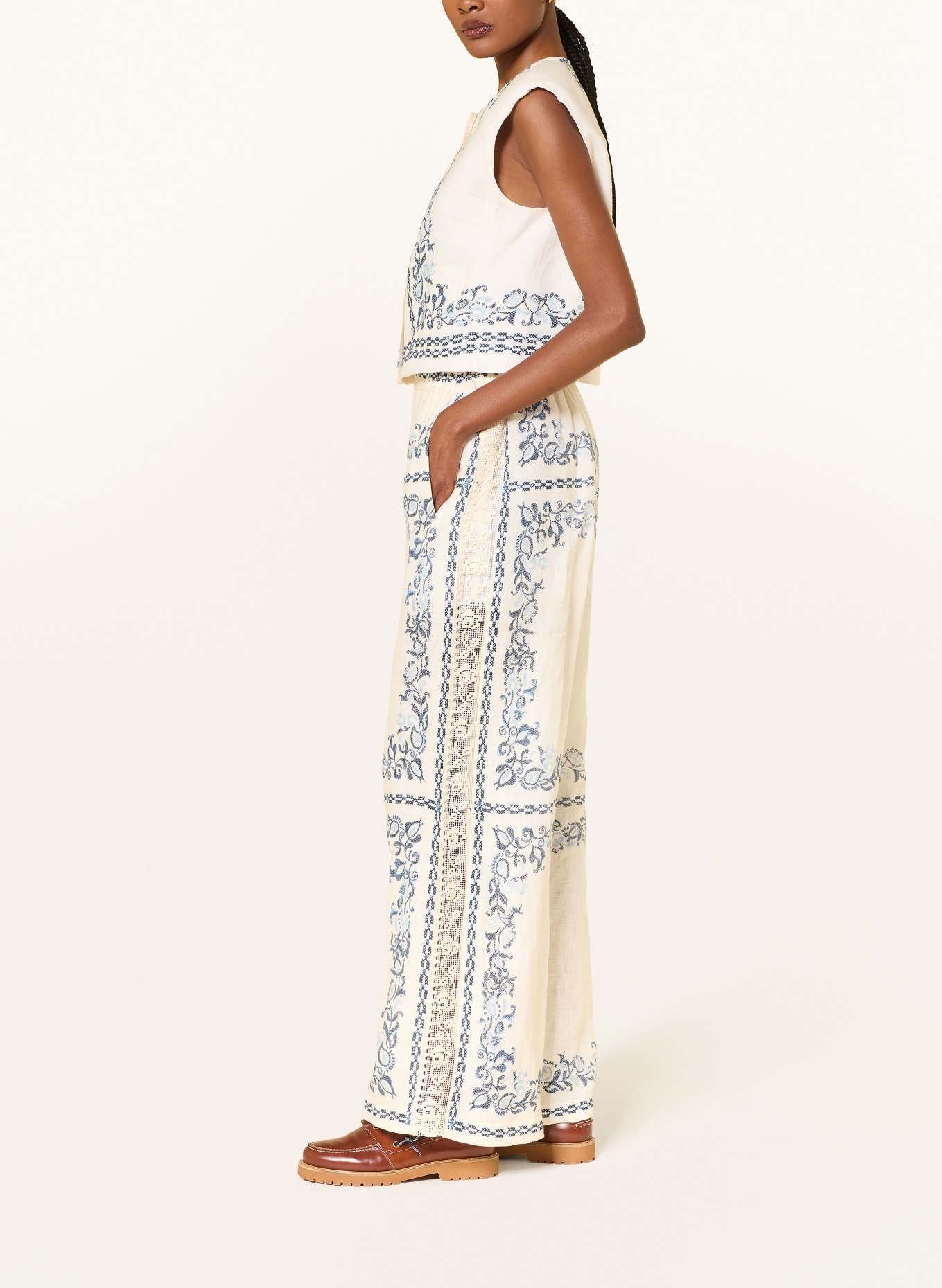 CLAUDIE PIERLOT Marlenehose aus Leinen mit Spitze: ECRU / DUNKELBLAU / BLAU
