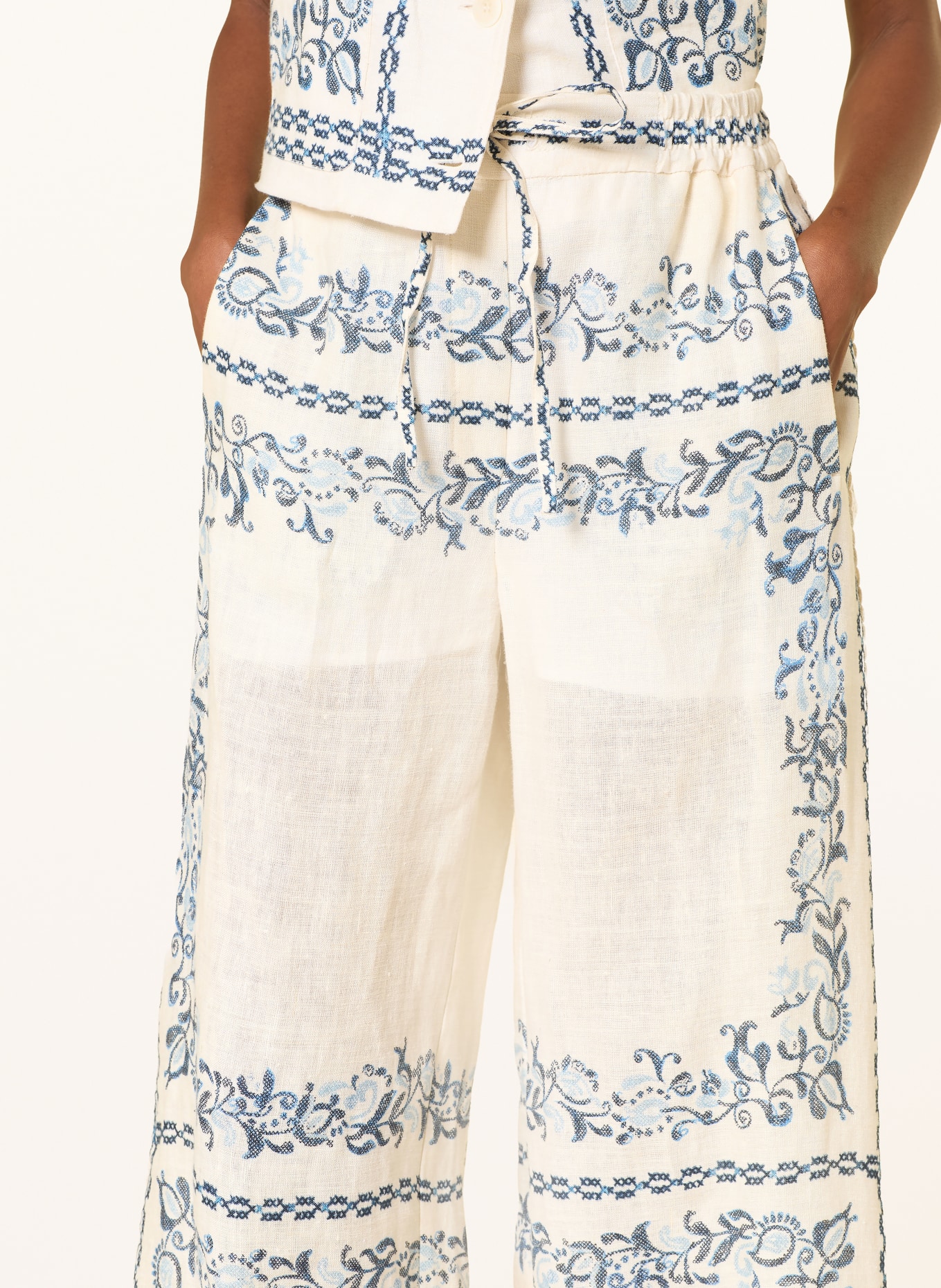CLAUDIE PIERLOT Marlenehose aus Leinen mit Spitze: ECRU / DUNKELBLAU / BLAU