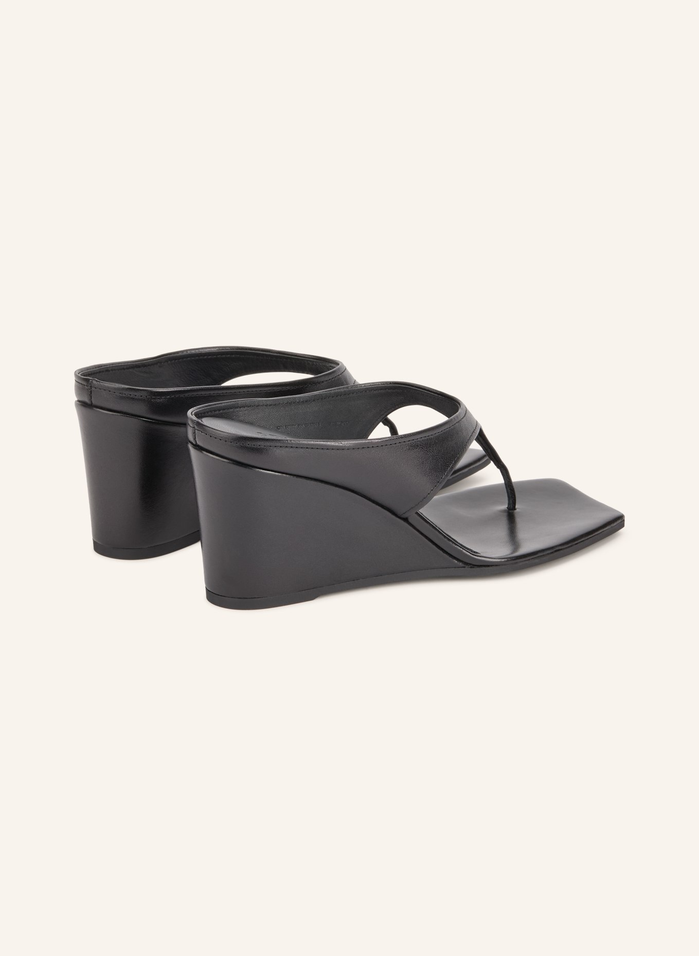 ARKET Wedges: BLACK