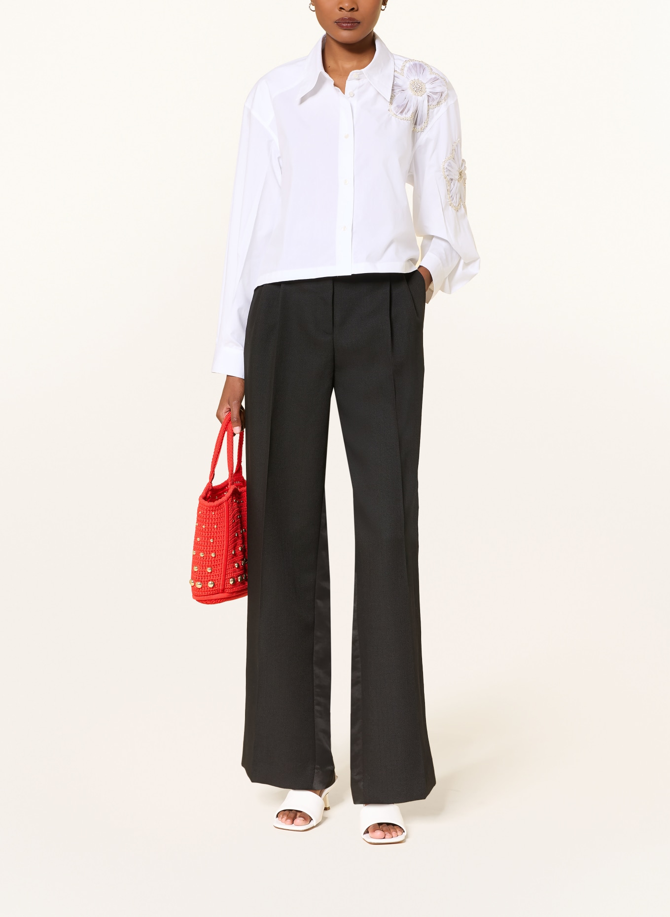 SANDRO Hemdbluse mit Schmucksteinen und Schmuckperlen: WEISS