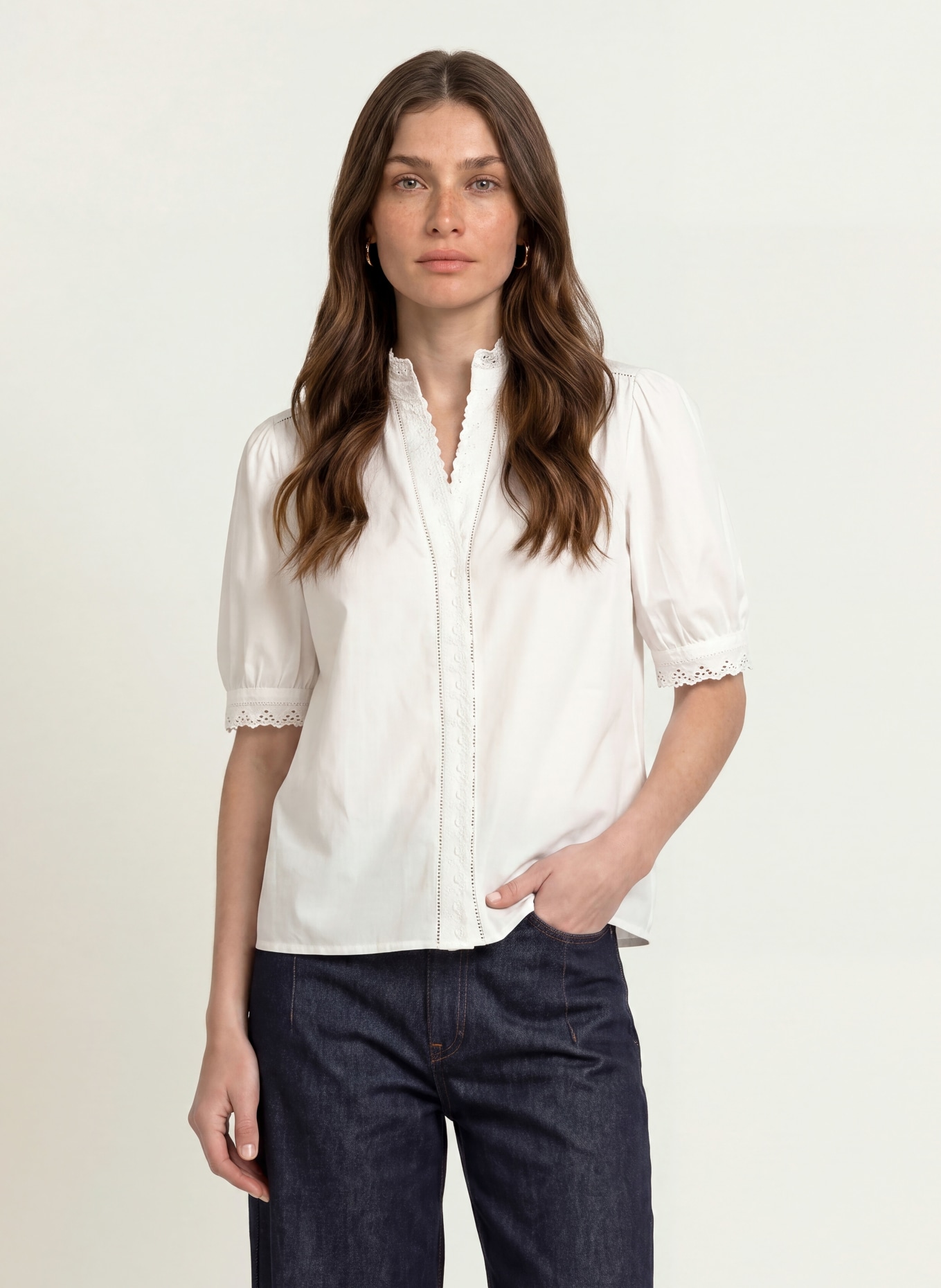 HOBBS Bluse KARIS mit Lochspitze: WEISS
