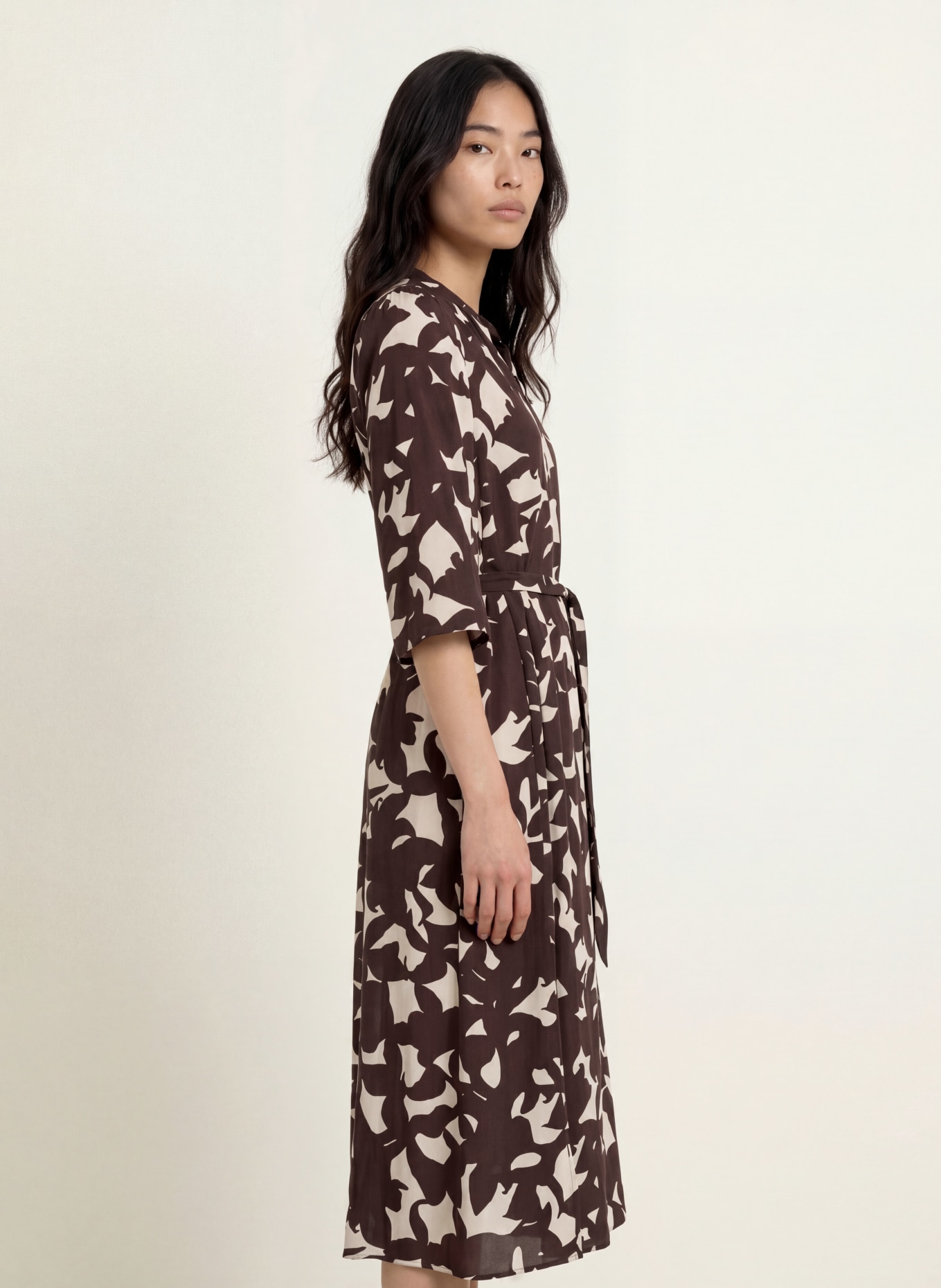 MORE & MORE Kleid mit 3/4-Arm: DUNKELBRAUN / WEISS