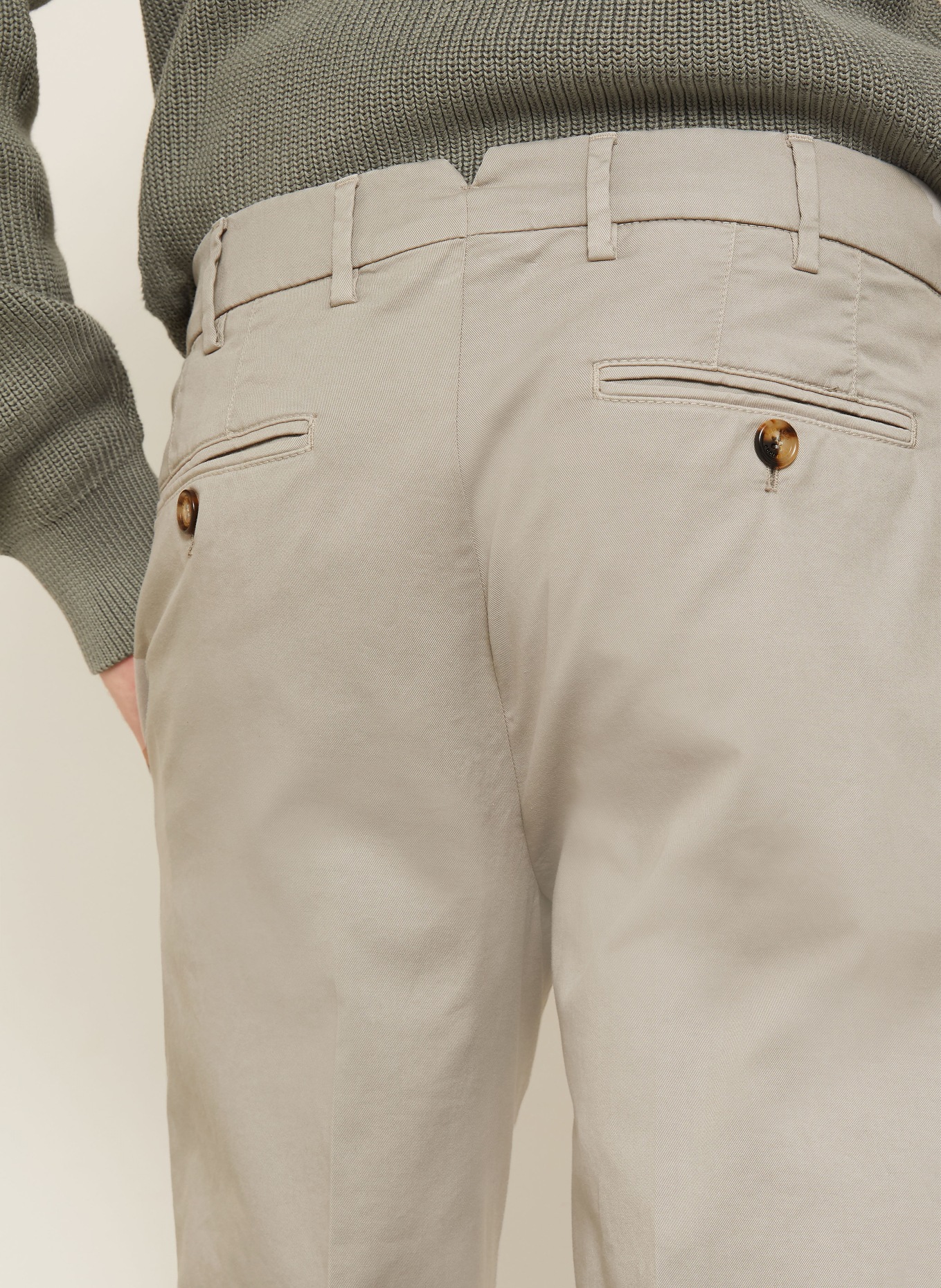 BRUNELLO CUCINELLI Chinos: LIGHT GRAY