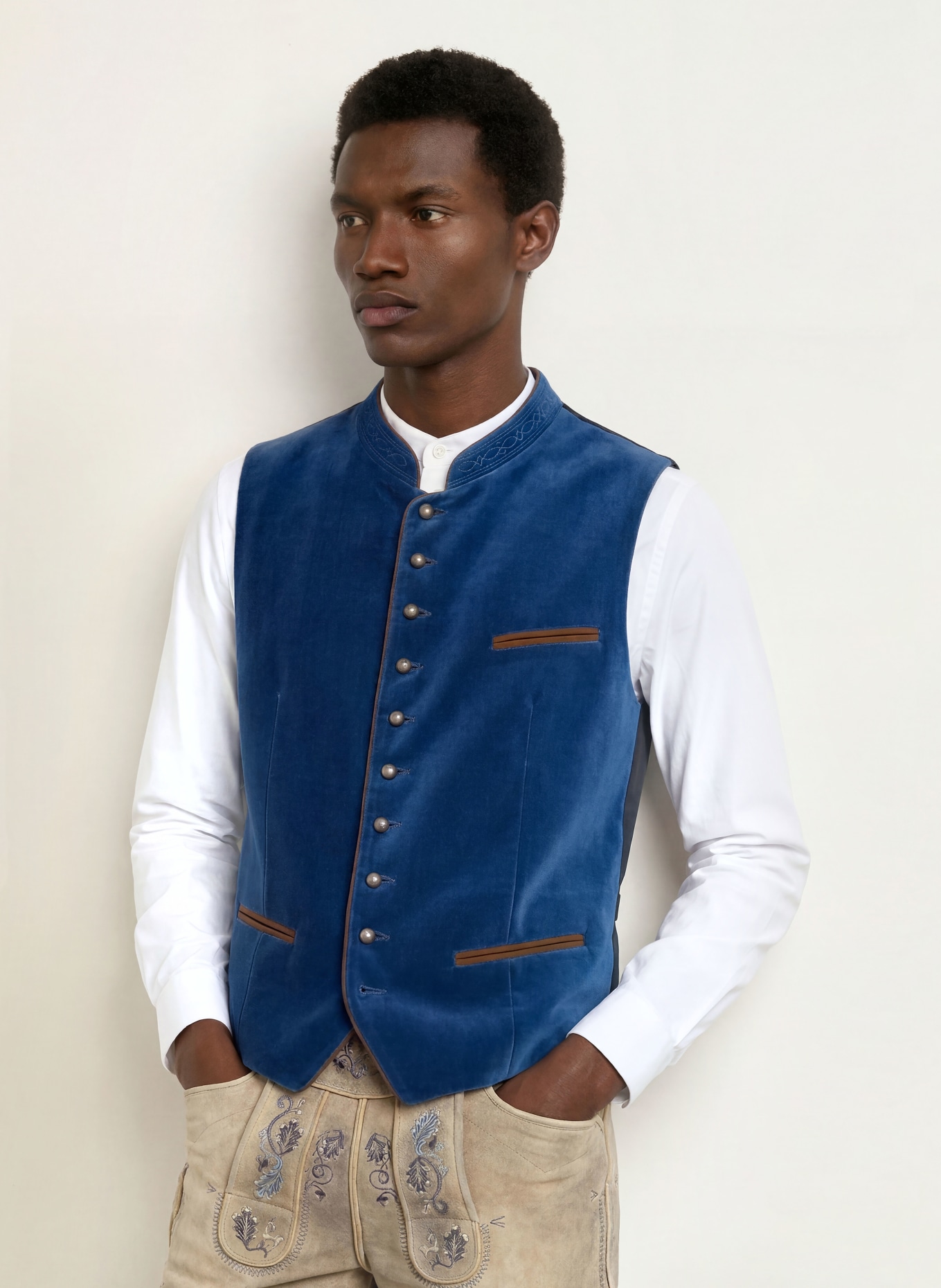 Hammerschmid Gilet traditionnel ALBRECHT en velours: BLEU / NOIR