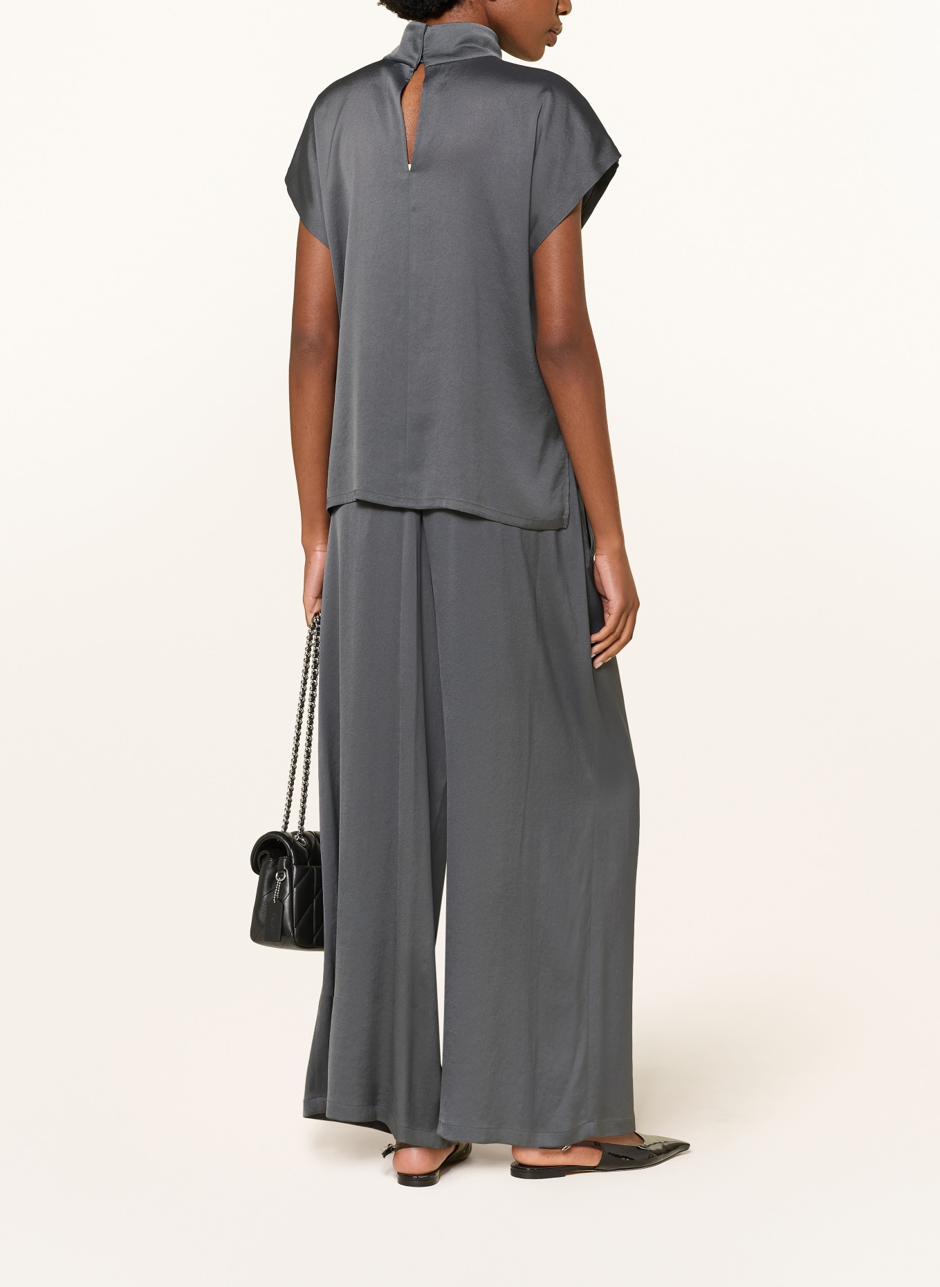 DRYKORN Blusenshirt ALARIA_1 aus Satin: DUNKELGRAU