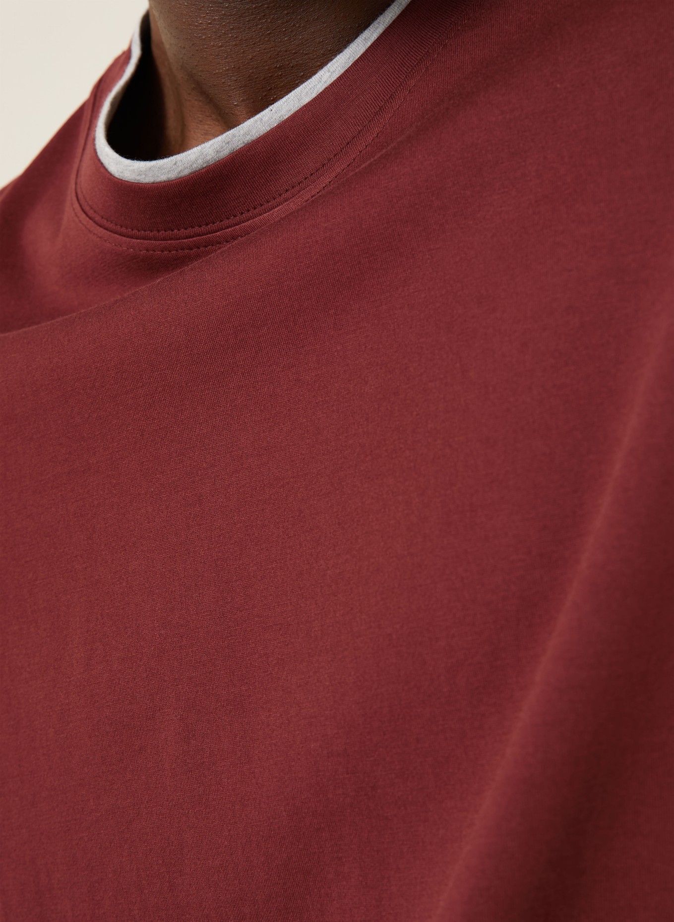 BRUNELLO CUCINELLI T-shirt: CIEMNOCZERWONY / SZARY