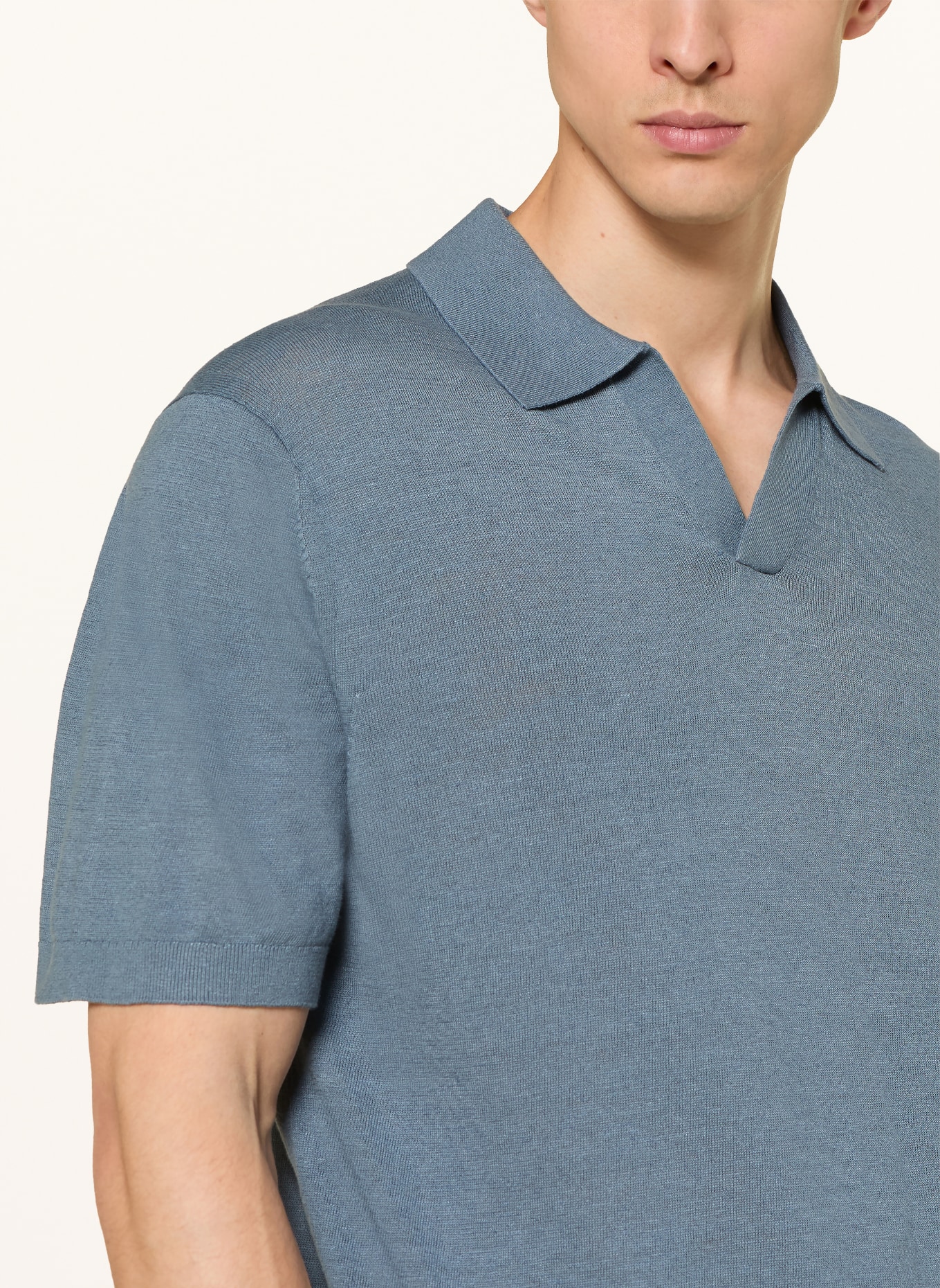 COS Strick-Poloshirt Loose Fit aus Leinen: BLAUGRAU
