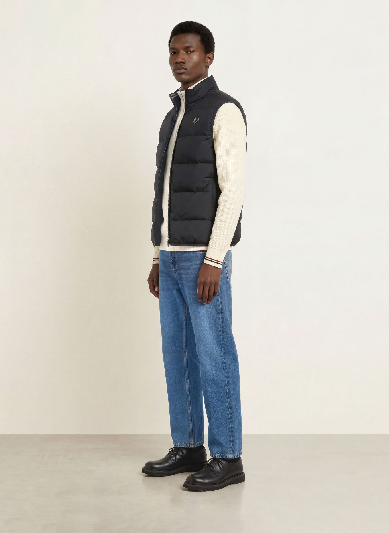 FRED PERRY Quilted vest: BLACK