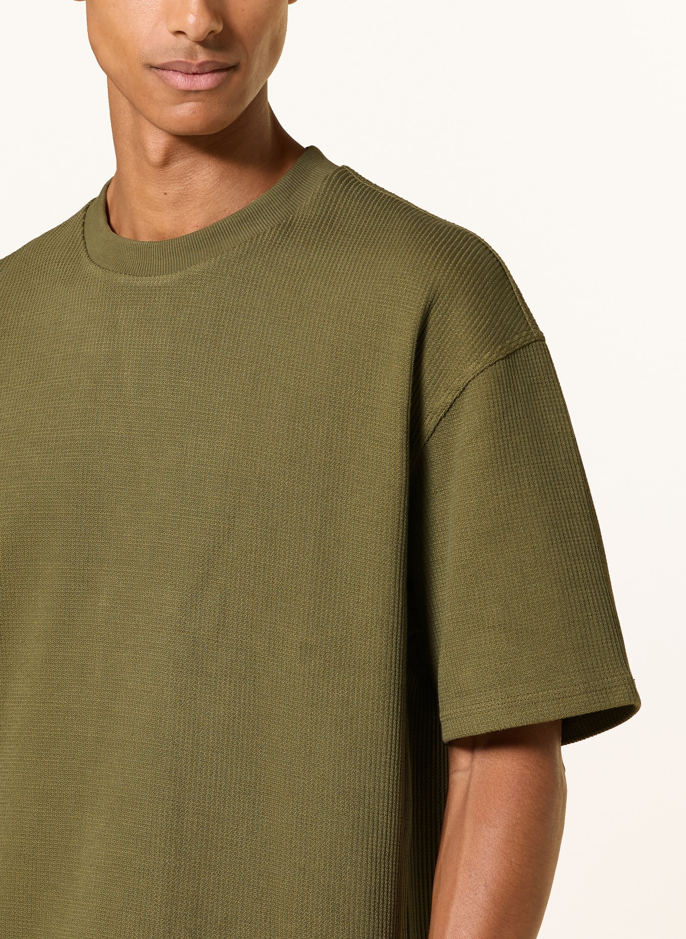 HUGO T-shirt NUWAFFLE: OLIJF
