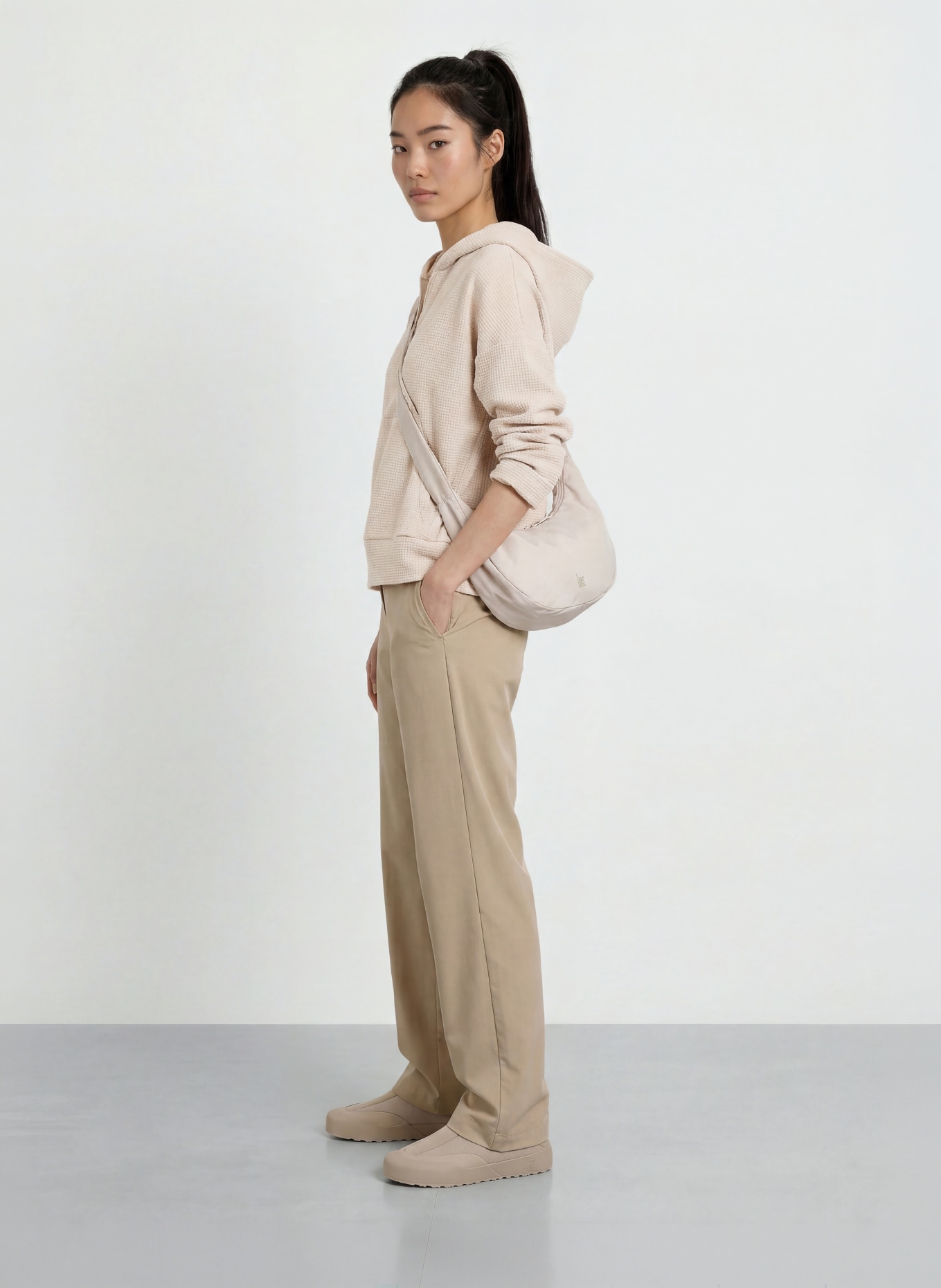 JEANNE BARET Mikina s kapucí VIOLET: BÉŽOVÁ