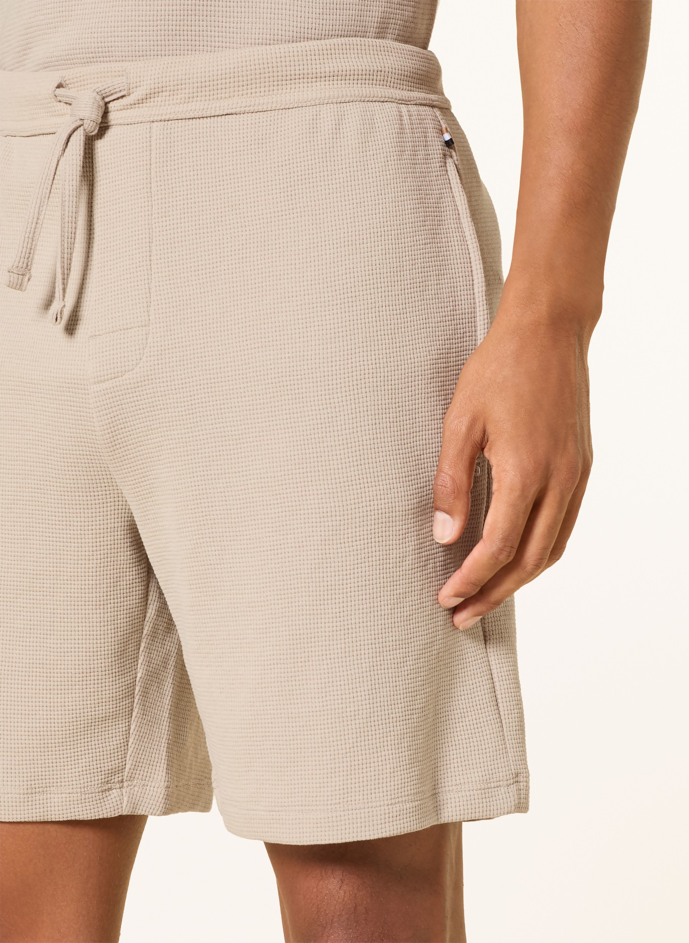 BOSS Slaapshort: BEIGE