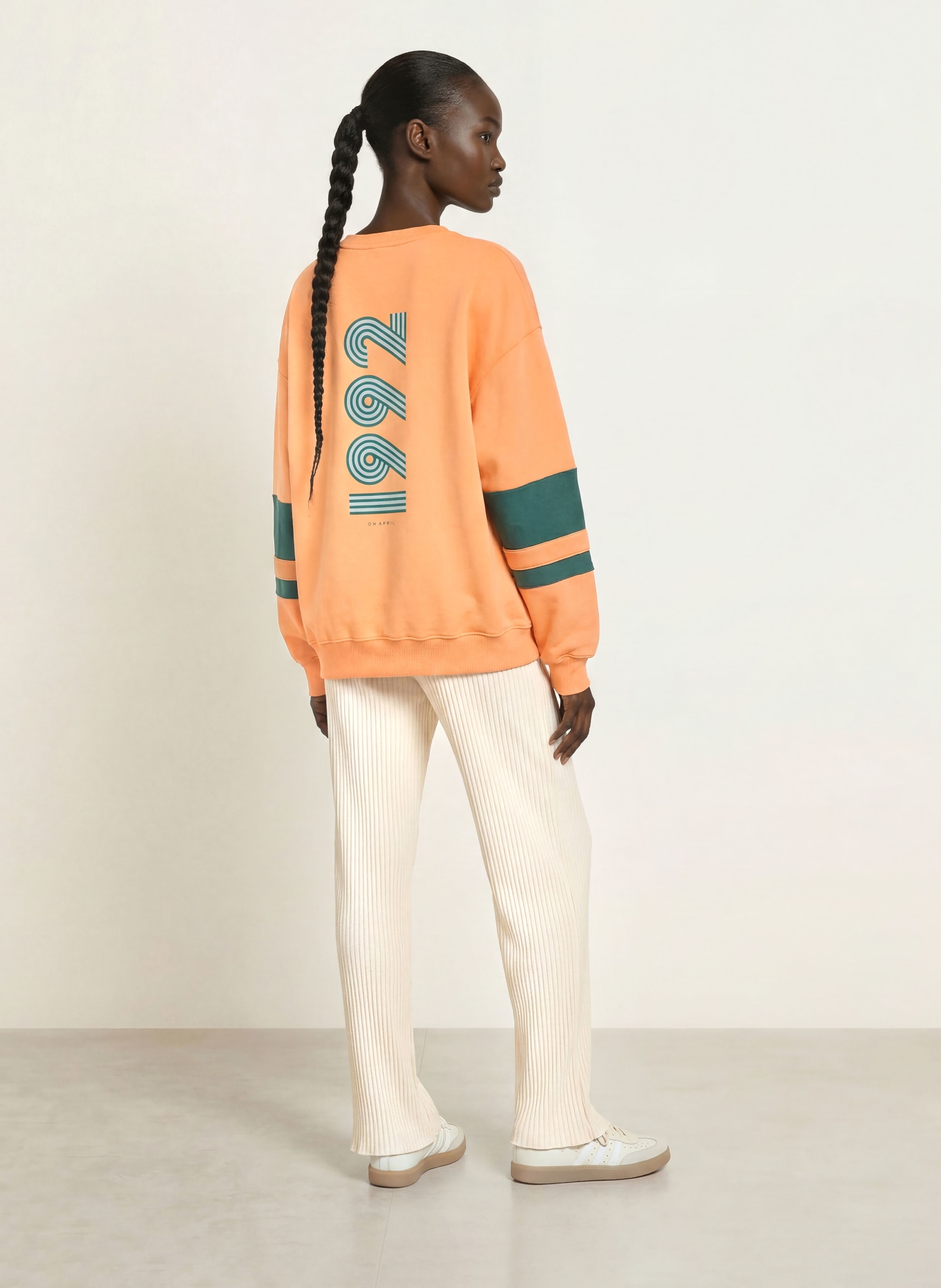 OH APRIL Oversized sweatshirt: LICHTORANJE / LICHTGRIJS / PETROL