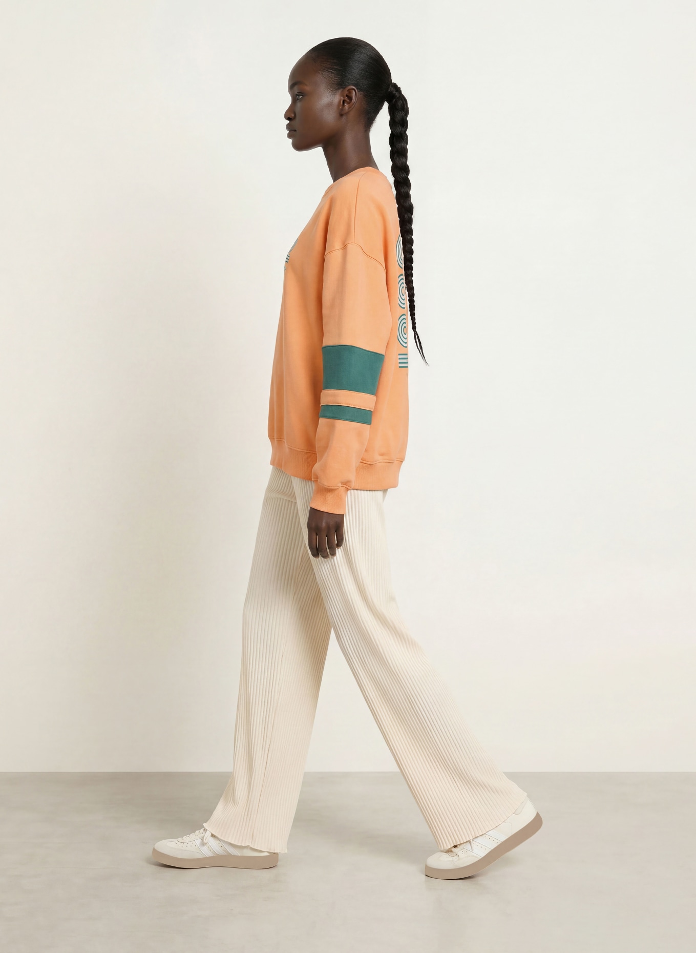 OH APRIL Oversized sweatshirt: LICHTORANJE / LICHTGRIJS / PETROL