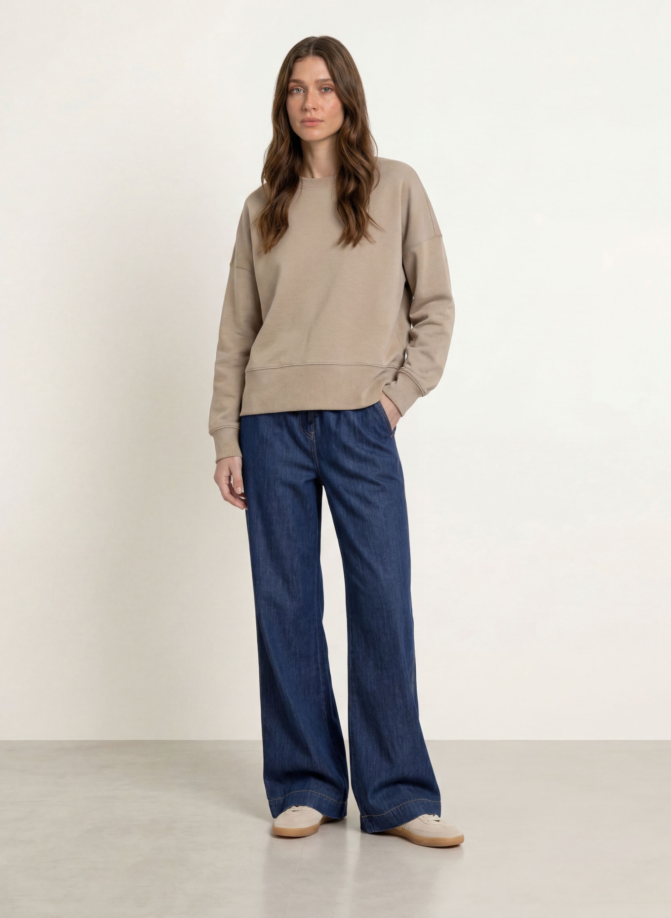 Juvia Sweatshirt ELIA: TAUPE