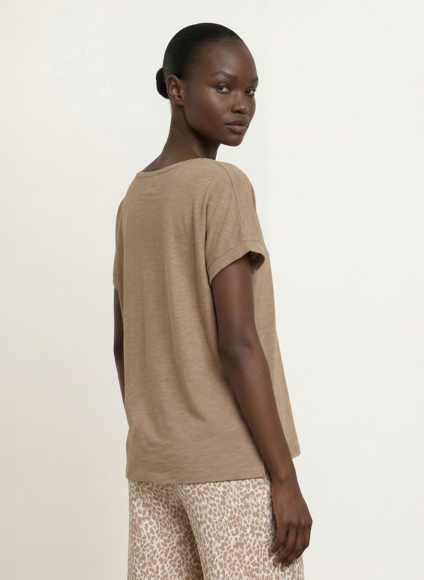 Juvia T-Shirt LUCA: TAUPE