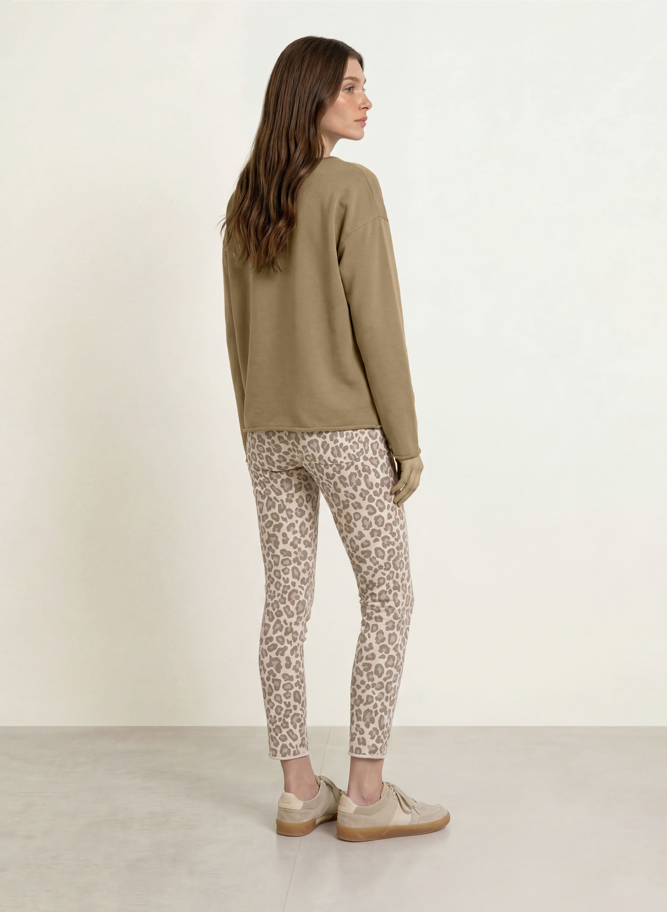 Juvia mikina: KHAKI