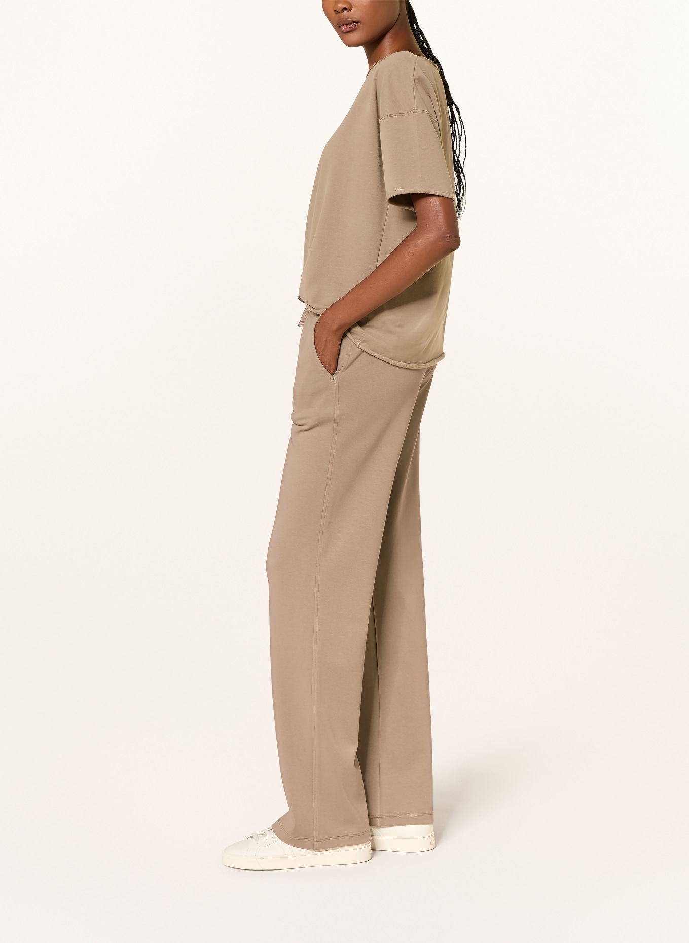 Juvia ELNA sweatpants: BEIGE