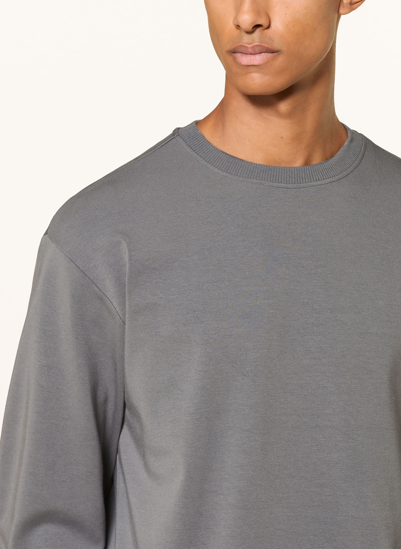 Juvia Sweatshirt ANDREW: GRAY
