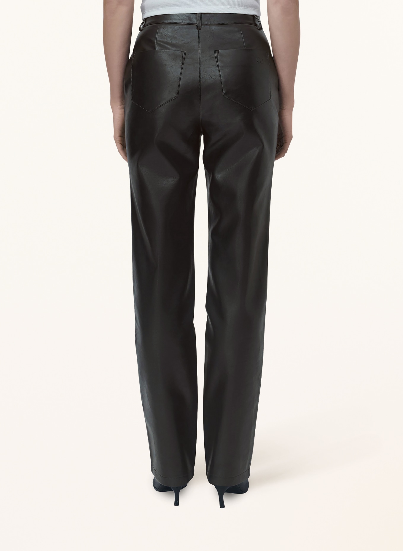 LeGer Studio Broek INSA in lederlook: ZWART
