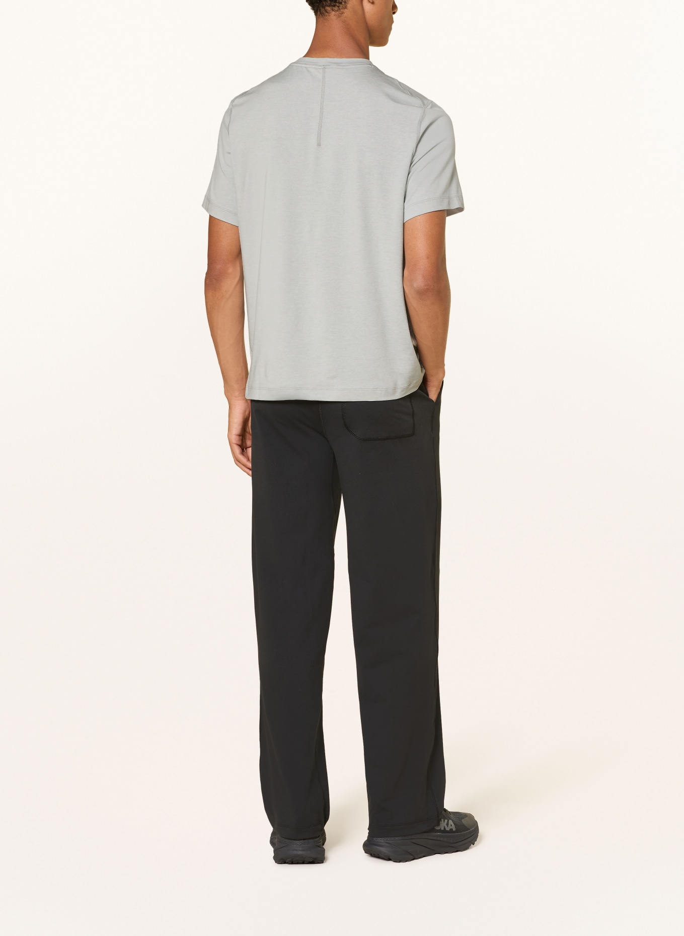lululemon T-shirt CORE: JASNOCZARY